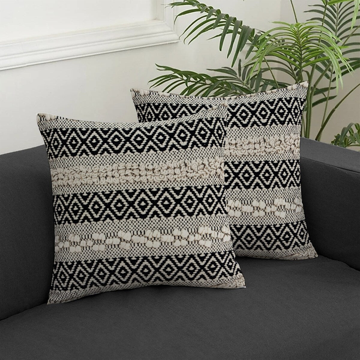 Parkland Collection Abali Transitional Black and White Pillow Cover