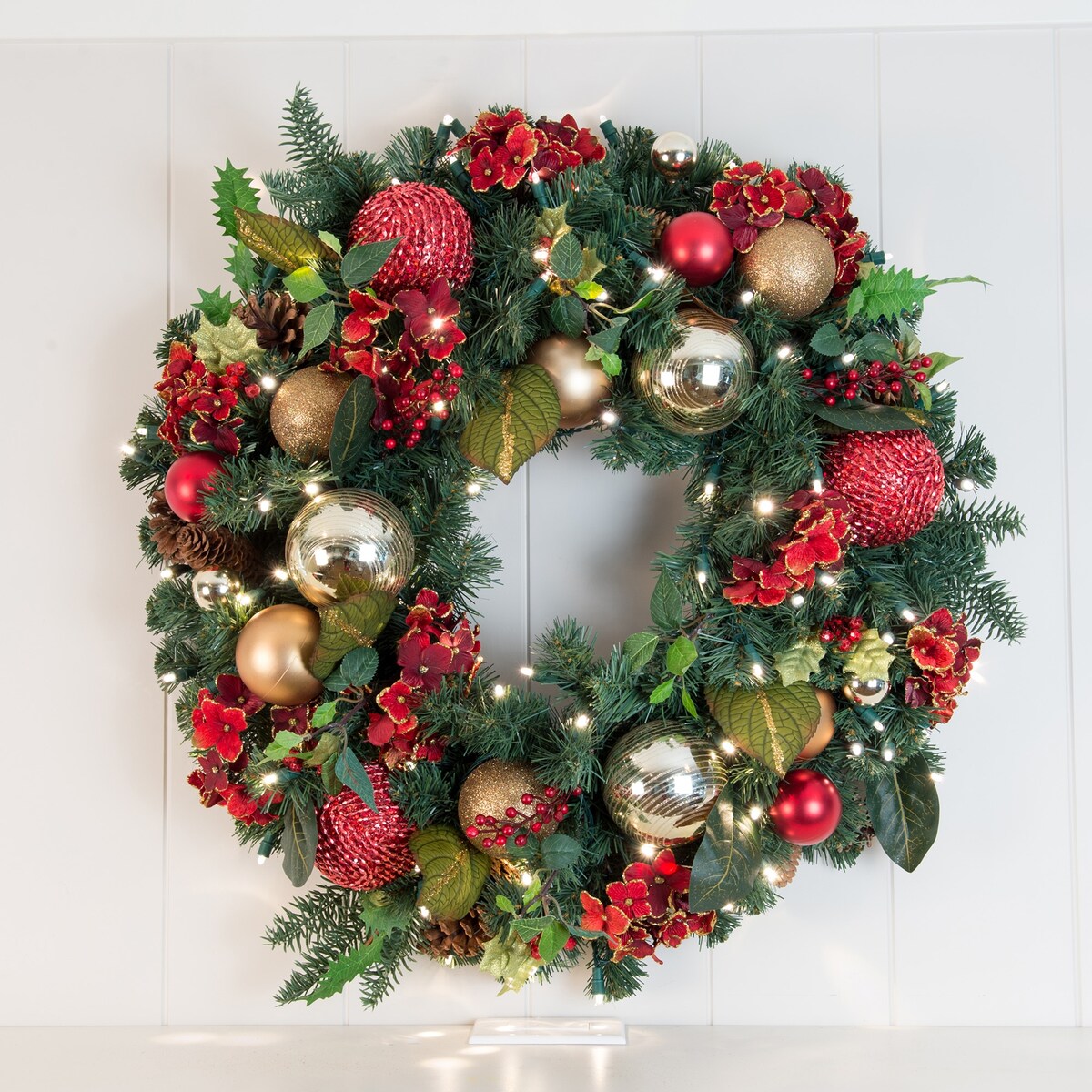 30 in. Lighted Christmas Wreath - Scarlet Hydrangea - Red