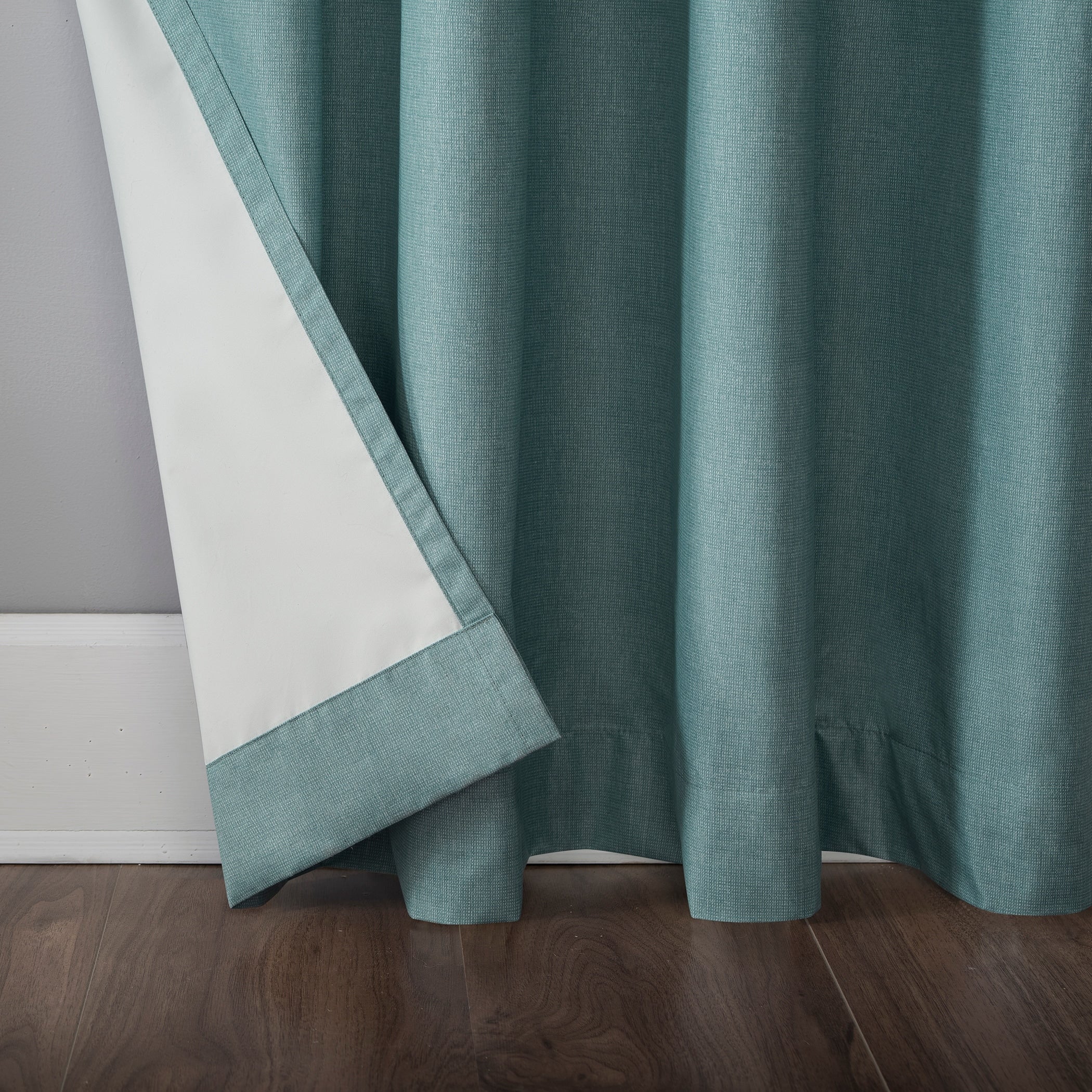 Sun Zero Duran Thermal Insulated Total Blackout Grommet 1-Piece Curtain Panel, Single Panel