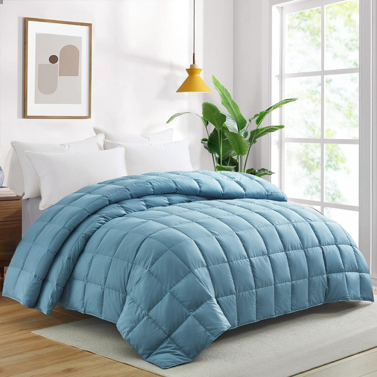 All-Season Ultra-Soft Down Bed Throw Blanket for Outdoor and Indoor