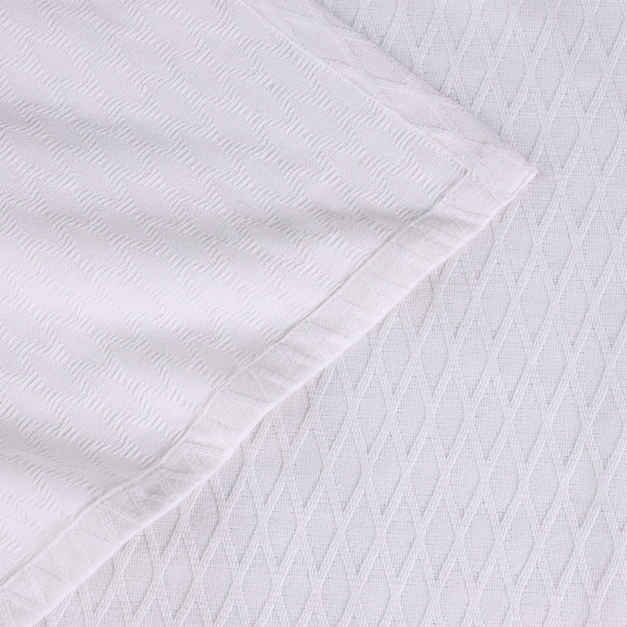 Superior Diamond Weave All-Season Bedding Cotton Blanket