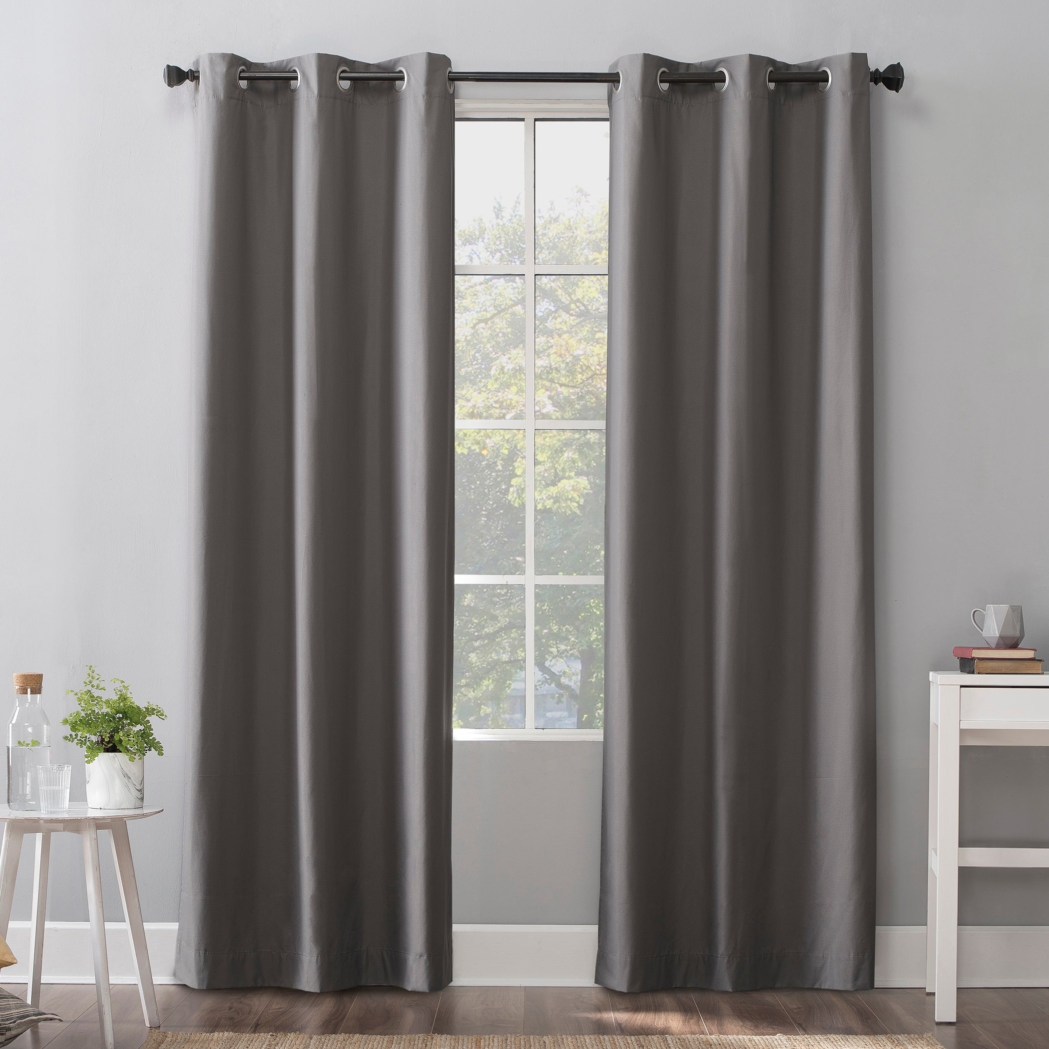 Sun Zero Cyrus Thermal Total Blackout Grommet Curtain Panel, Single Panel