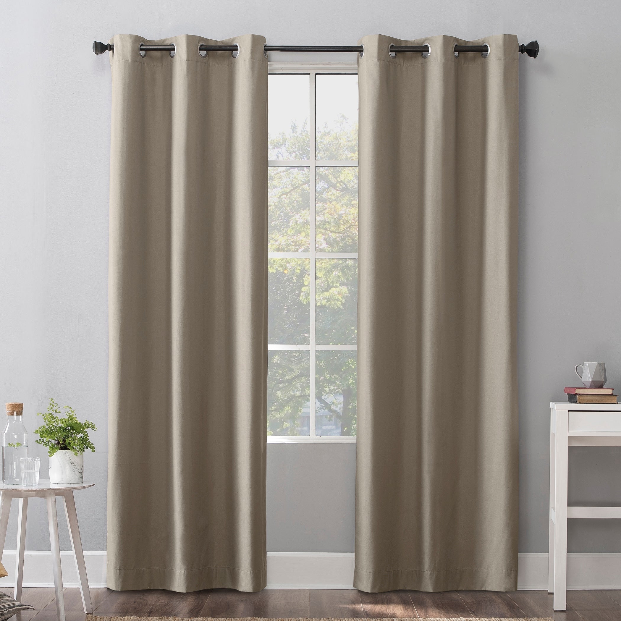 Sun Zero Cyrus Thermal Total Blackout Grommet Curtain Panel, Single Panel