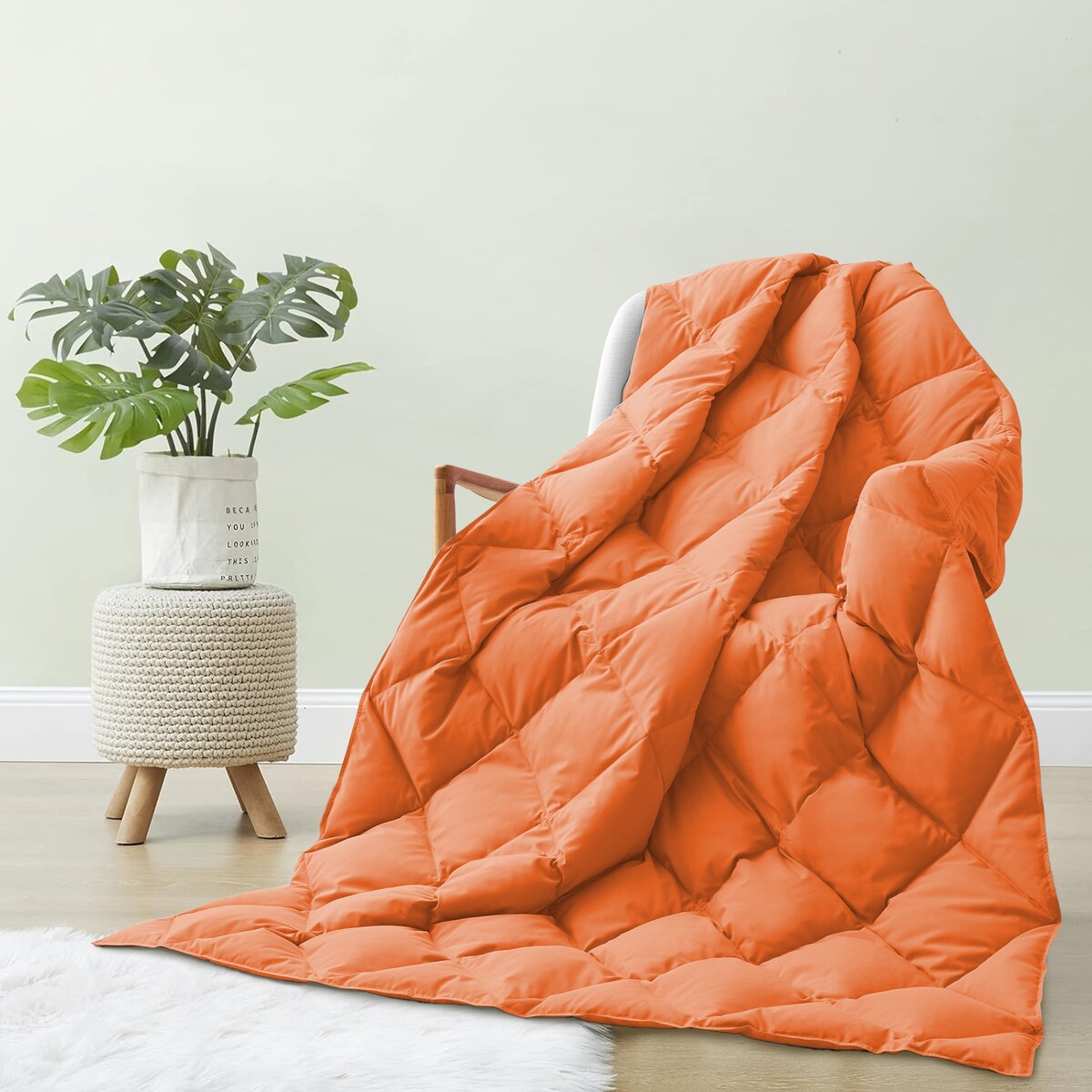 All-Season Ultra-Soft Down Bed Throw Blanket for Outdoor and Indoor