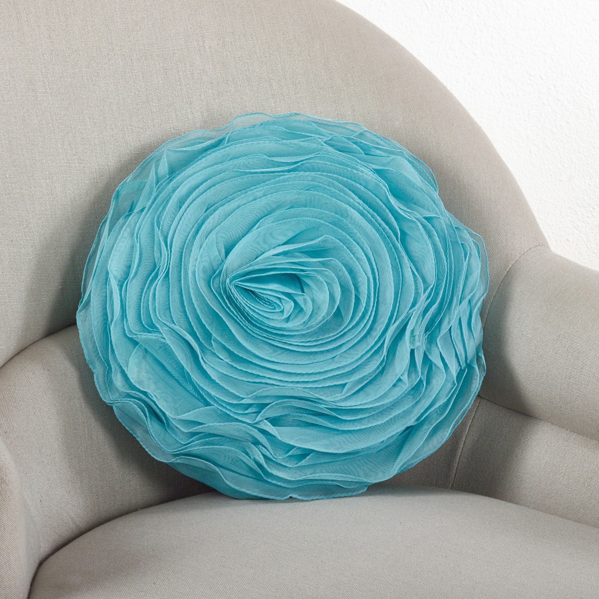 Rose Design Throw Pillow