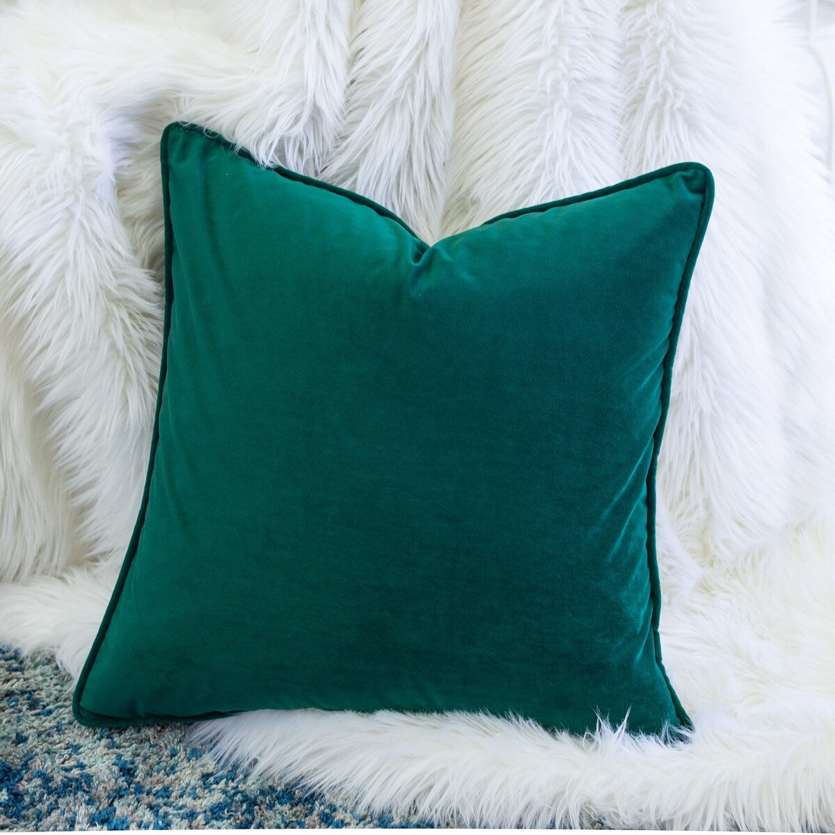 Elisa Velvet 20 Square Decorative Throw Pillow 2PK