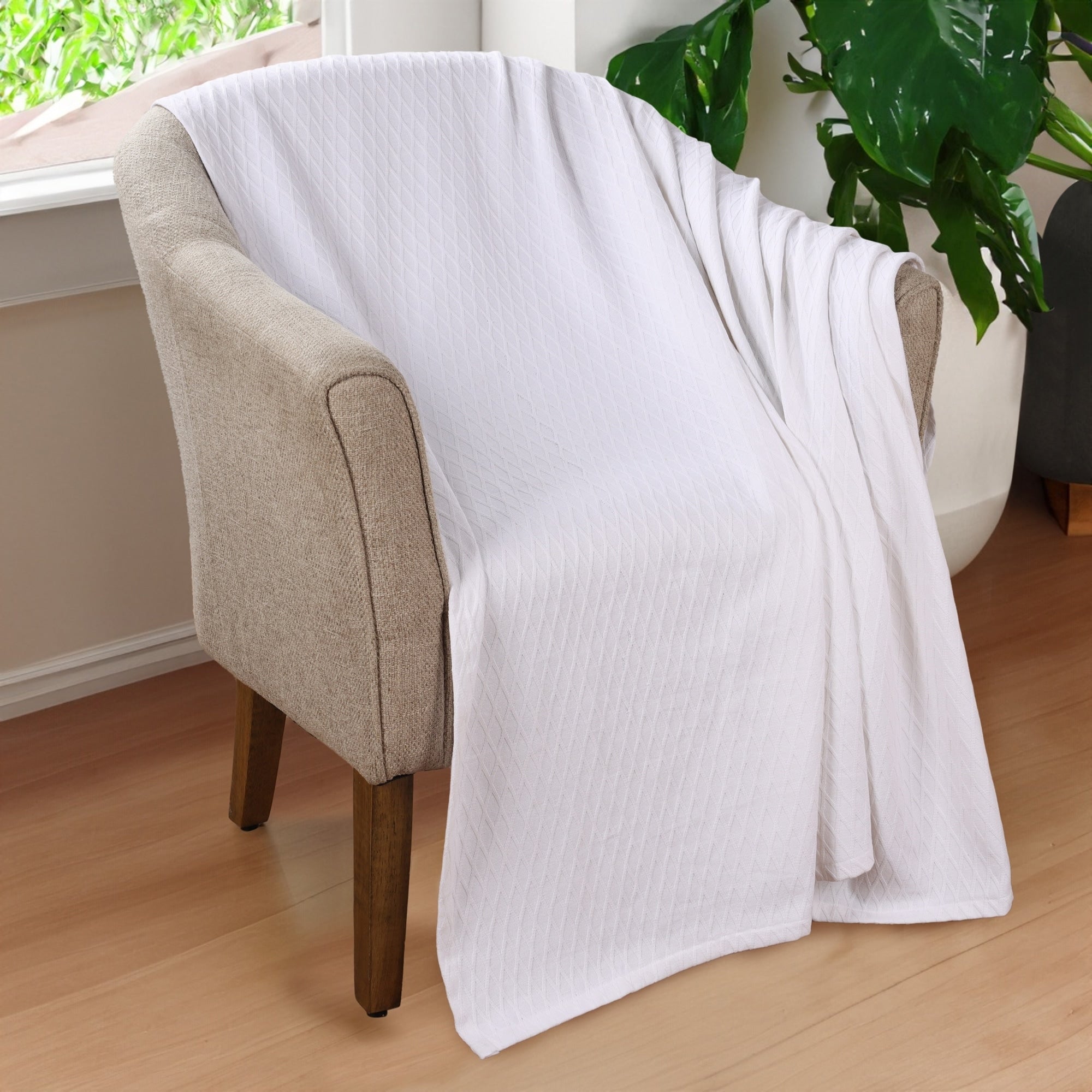 Superior Diamond Weave All-Season Bedding Cotton Blanket