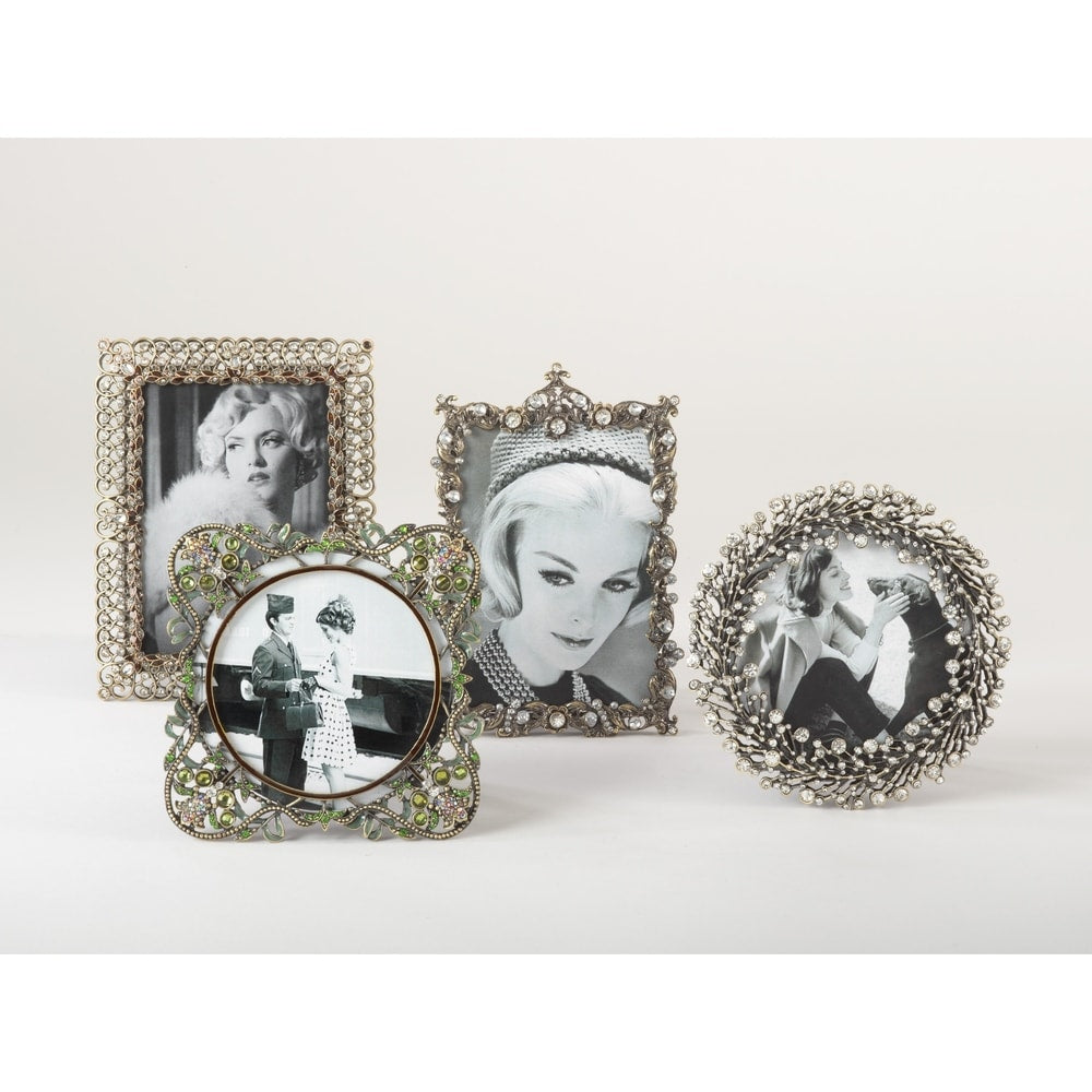 Jeweled Photo Frame With Wavy Borders