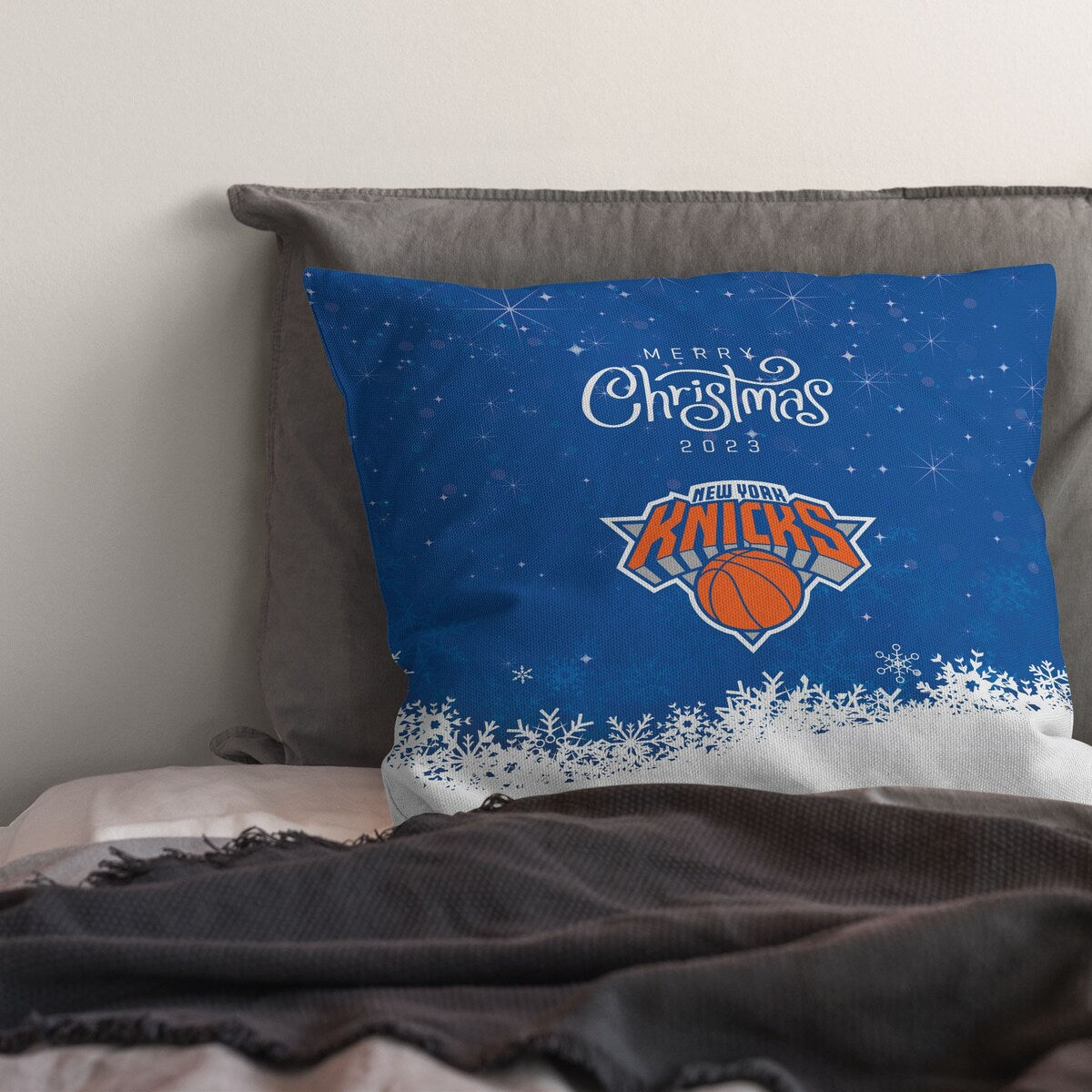 NBA Christmas 2023 Knicks Printed Throw Pillow - Blue