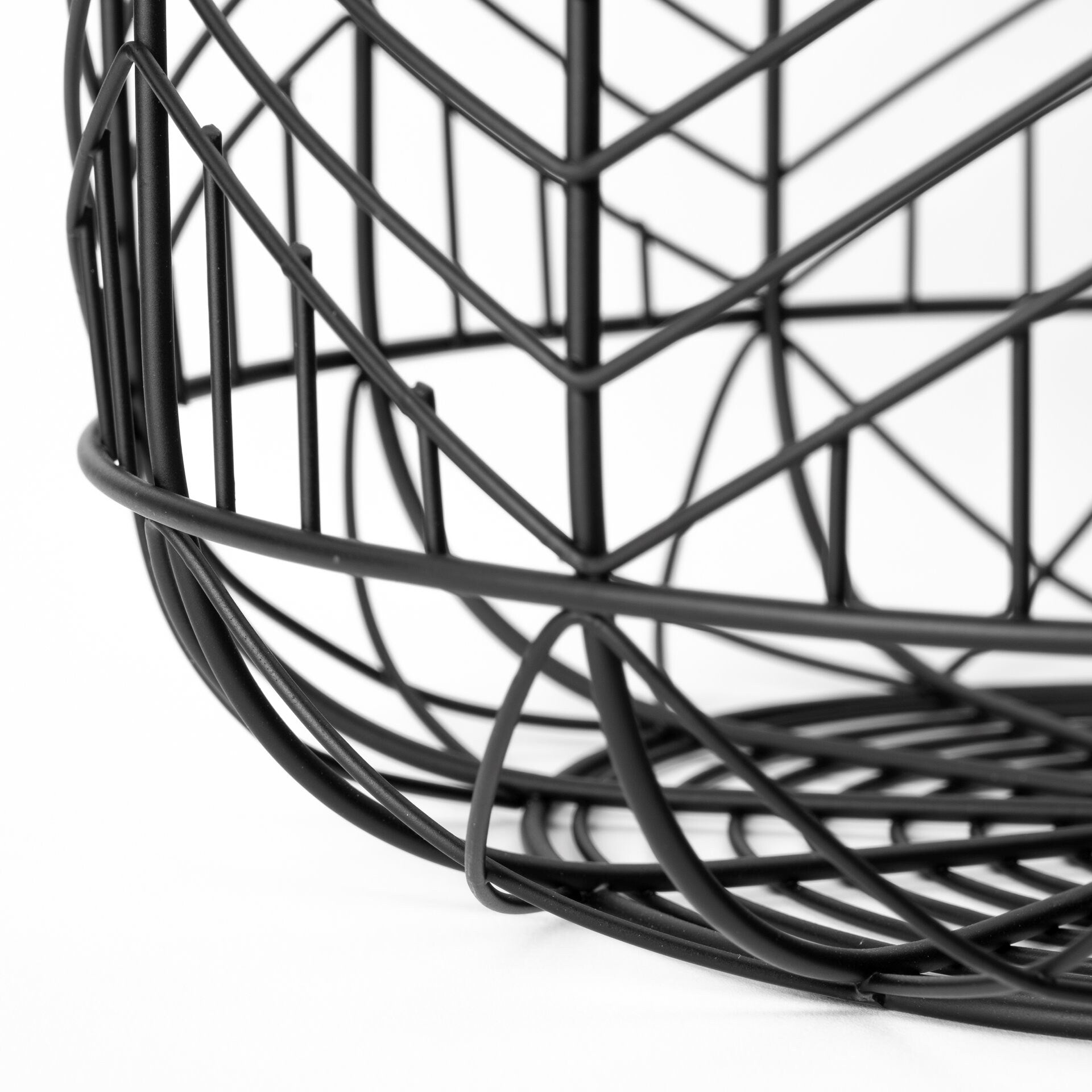 Idris Black Metal Geometric Mesh Bowls (Set of 2)