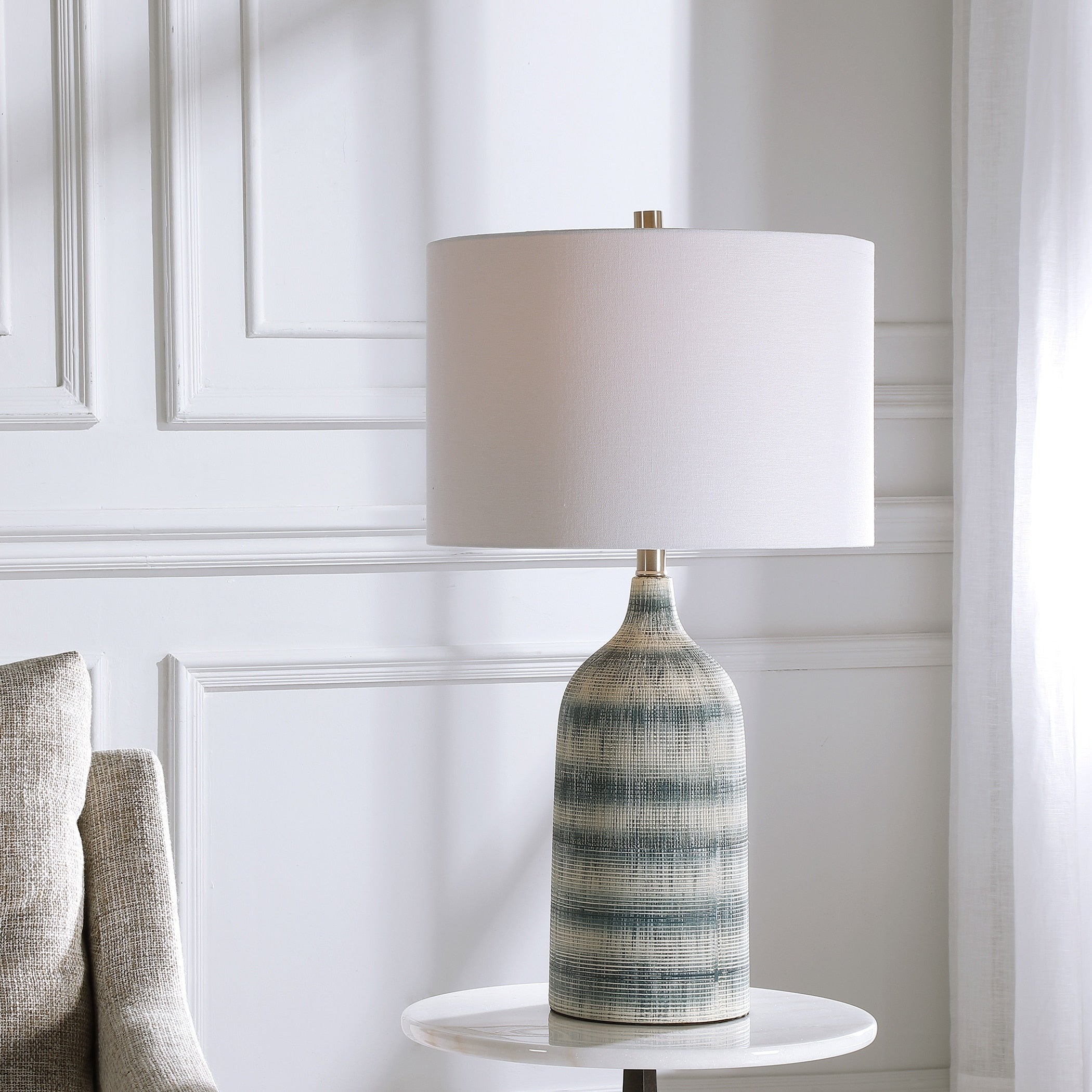 Blue and White Ceramic 1-light Table Lamp