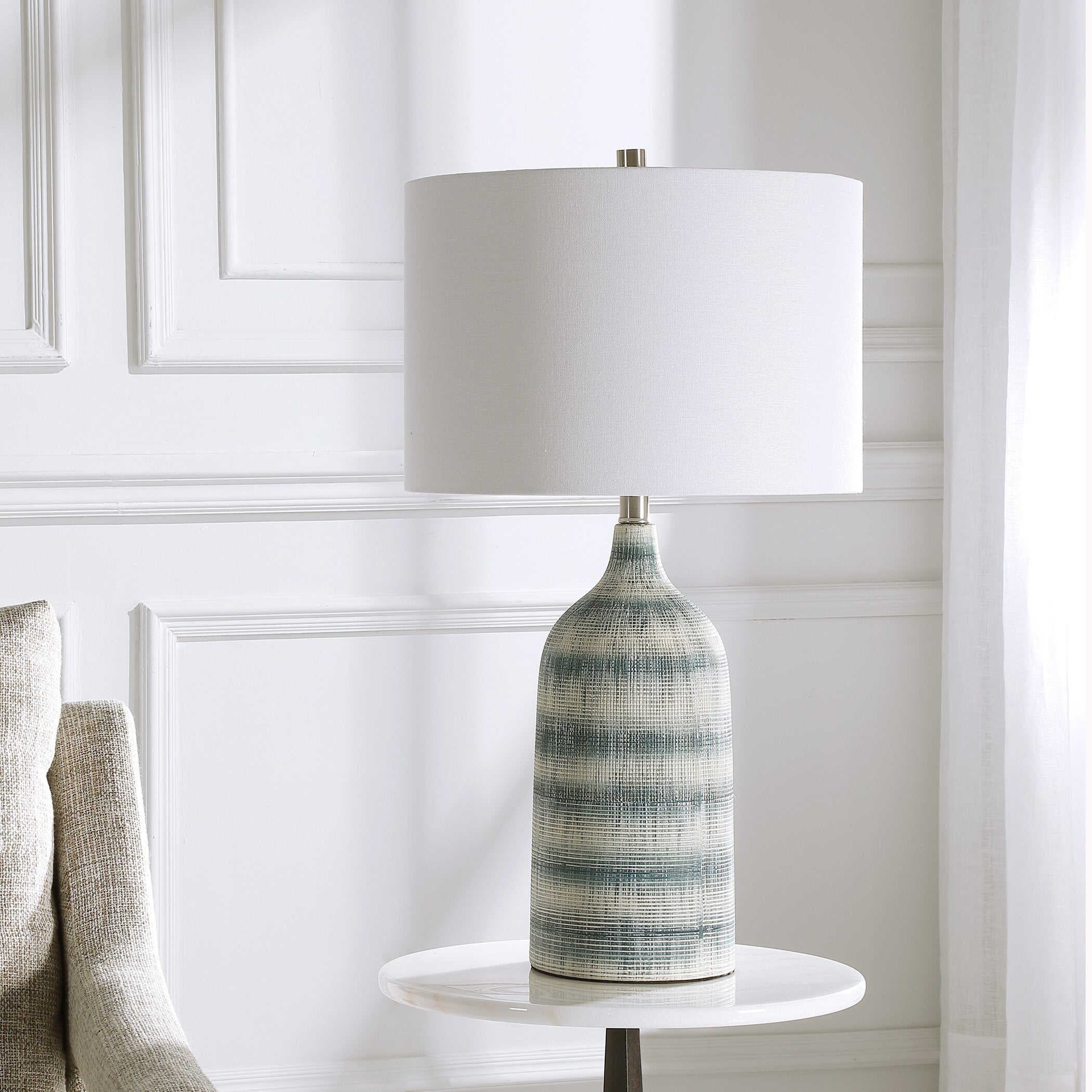 Blue and White Ceramic 1-light Table Lamp