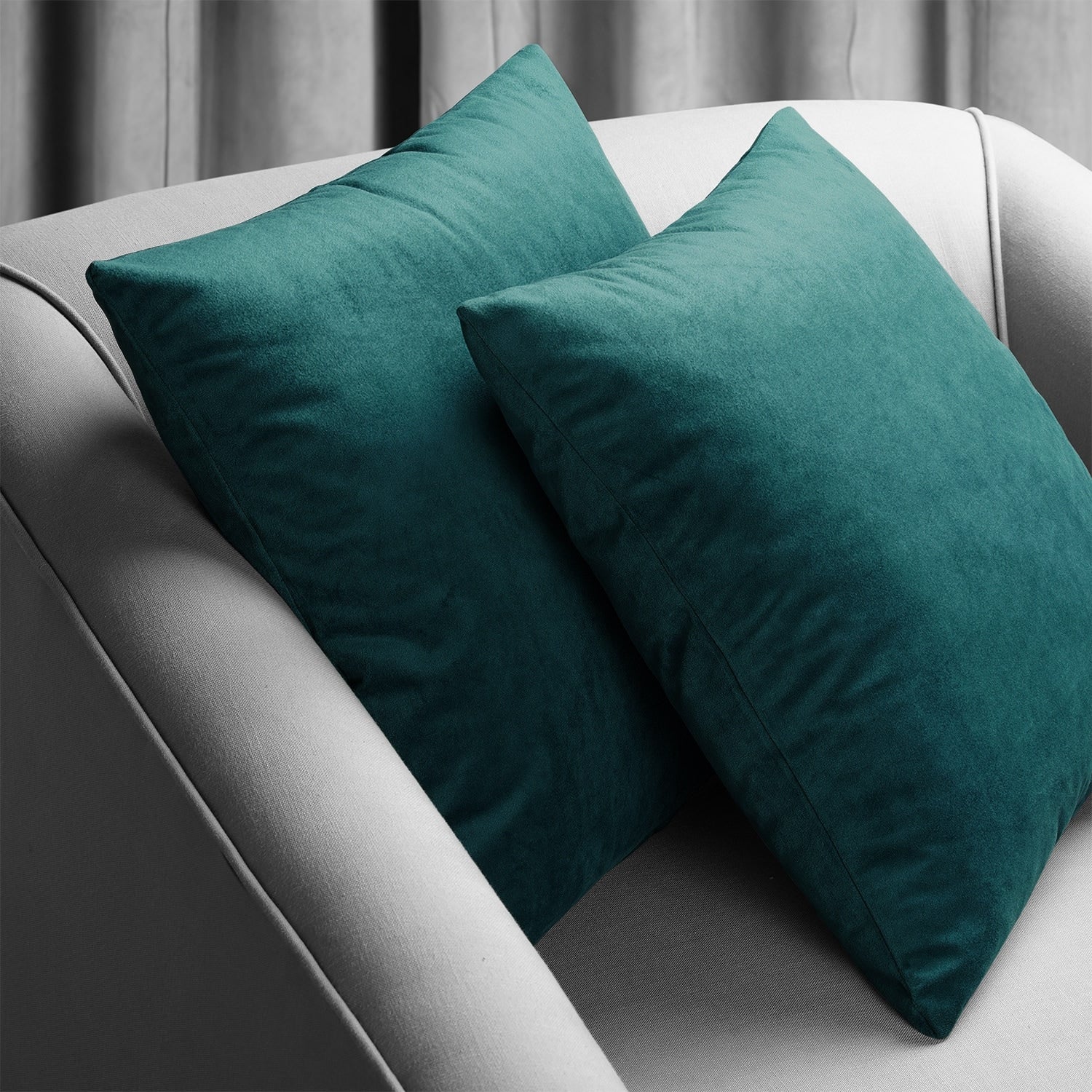 Exclusive Fabrics Signature Velvet Cushion Cover (Set of 2)