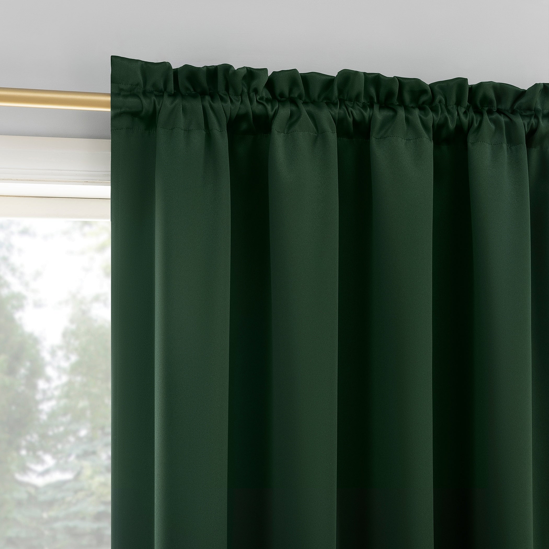 Sun Zero Oslo Theater Grade Extreme Total Blackout Rod Pocket 1-Piece Curtain Panel, Single Panel