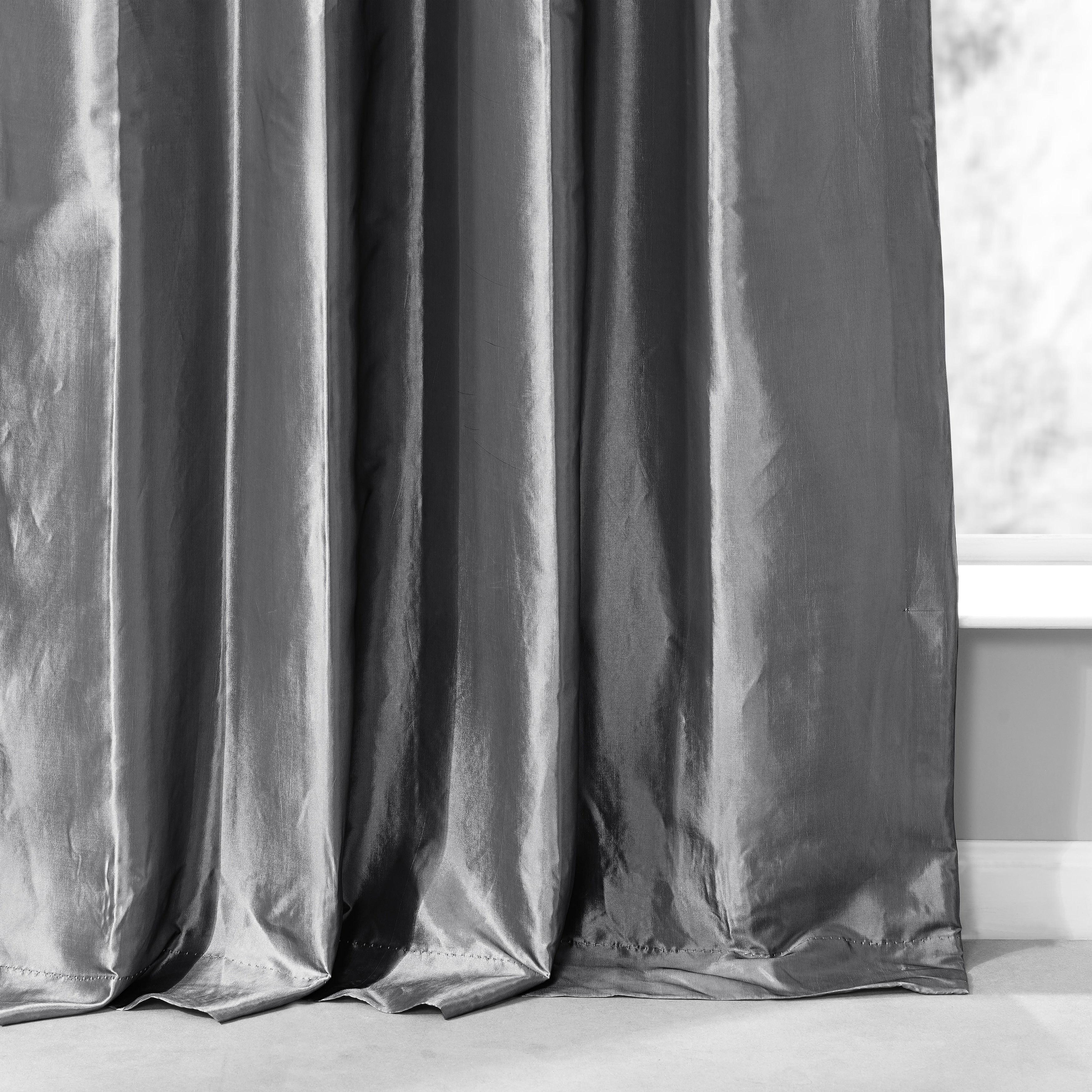 Exclusive Fabrics Single Ruched Faux Solid Taffeta Curtain (1 Panel)