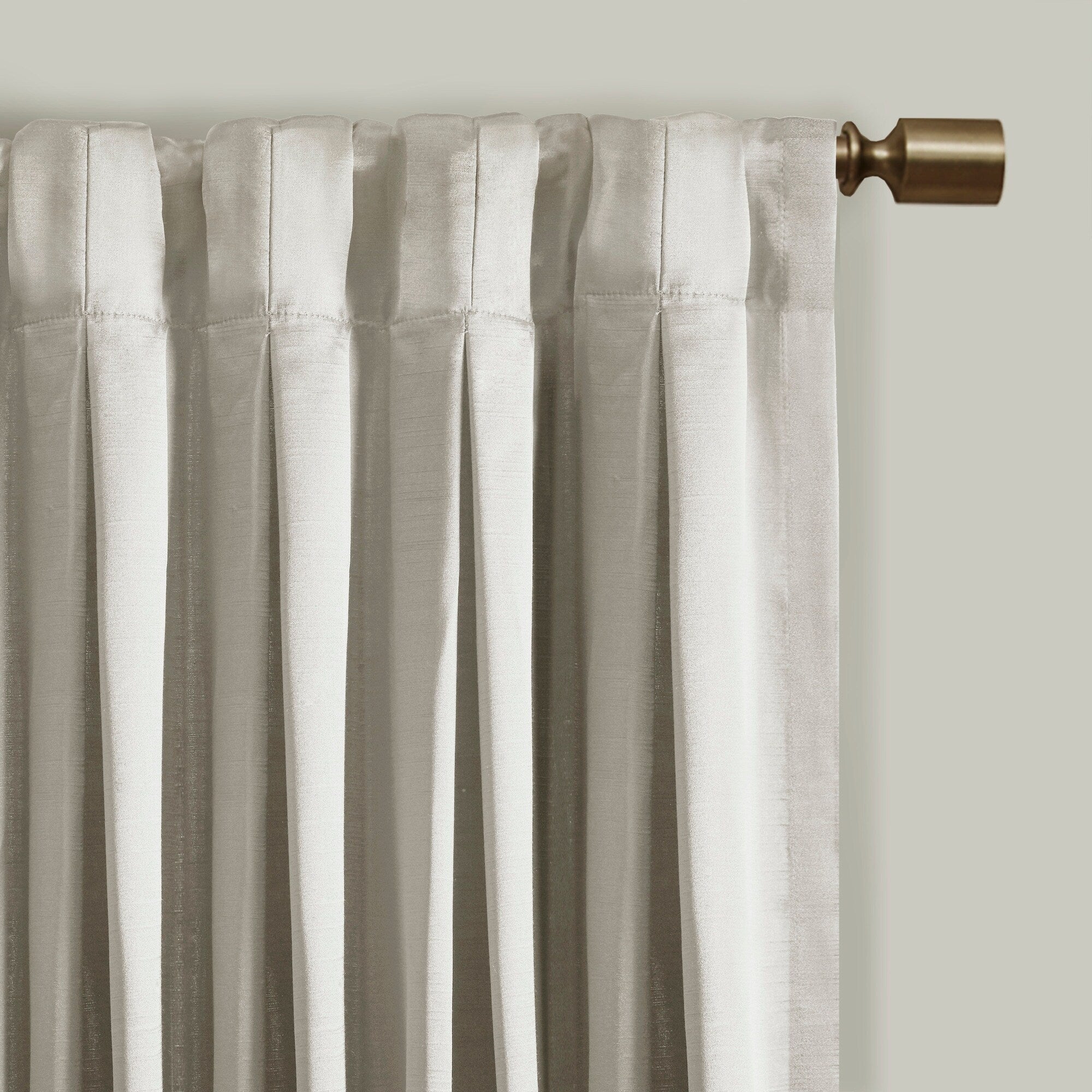 Croscill Classics Avignon Pleat Curtain Panel with Tieback (Single)