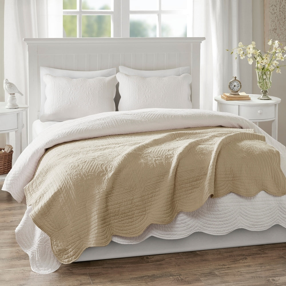 Madison Park Tuscany Oversized Quilted Throw with Scalloped Edges