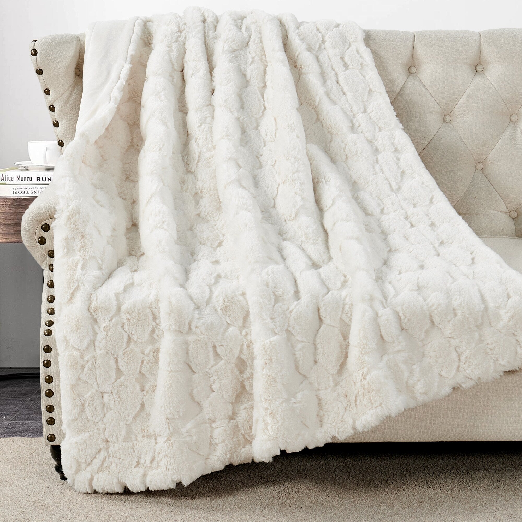 Home Soft Things Cloud Carved FauxFur Throw Decorative Blankets