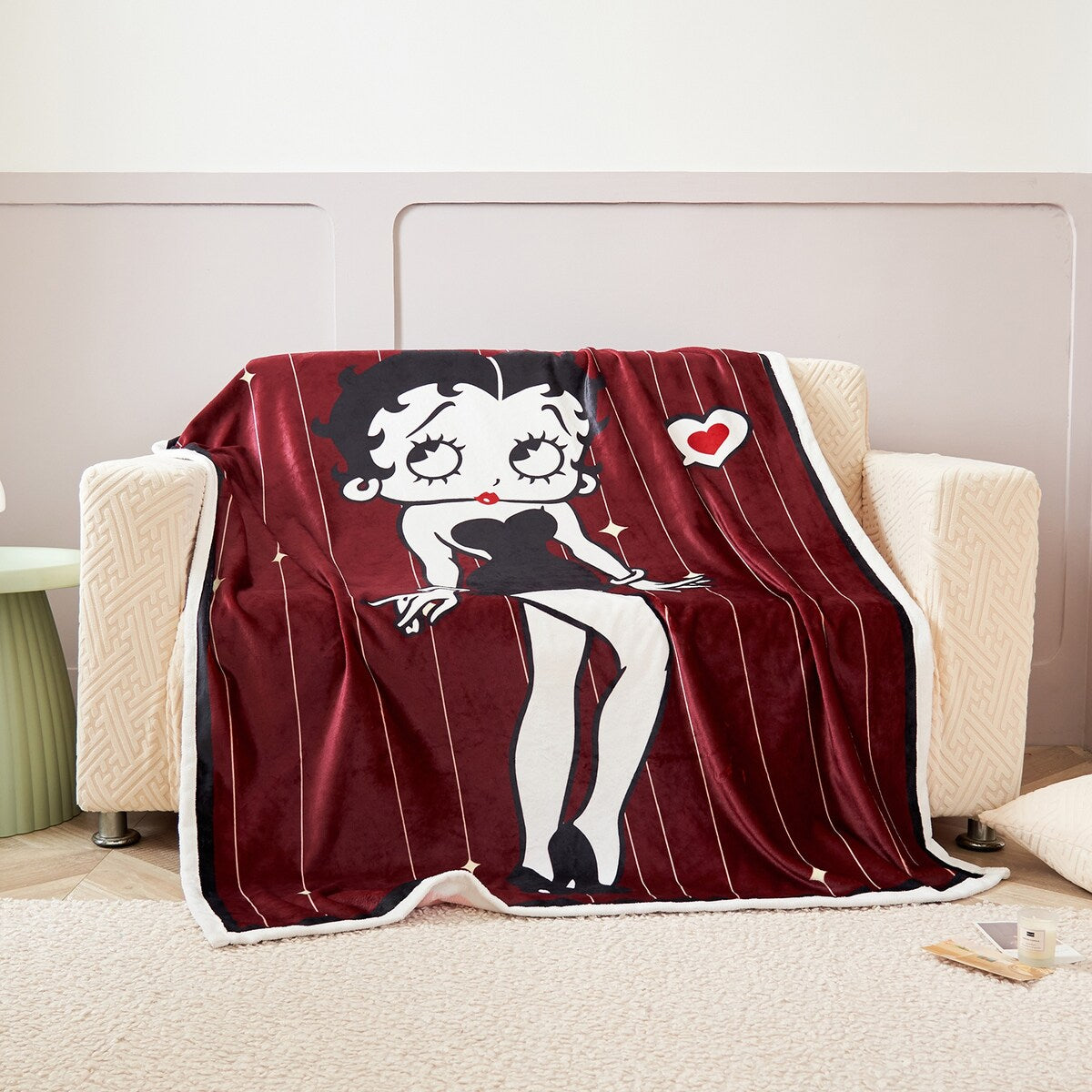 Betty Boop Super Soft Fleece Plush Throw Blanket 50x60, 60x80