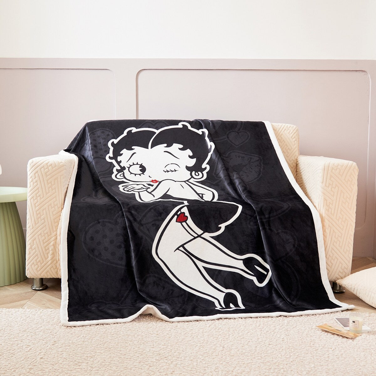 Betty Boop Super Soft Fleece Plush Throw Blanket 50x60, 60x80