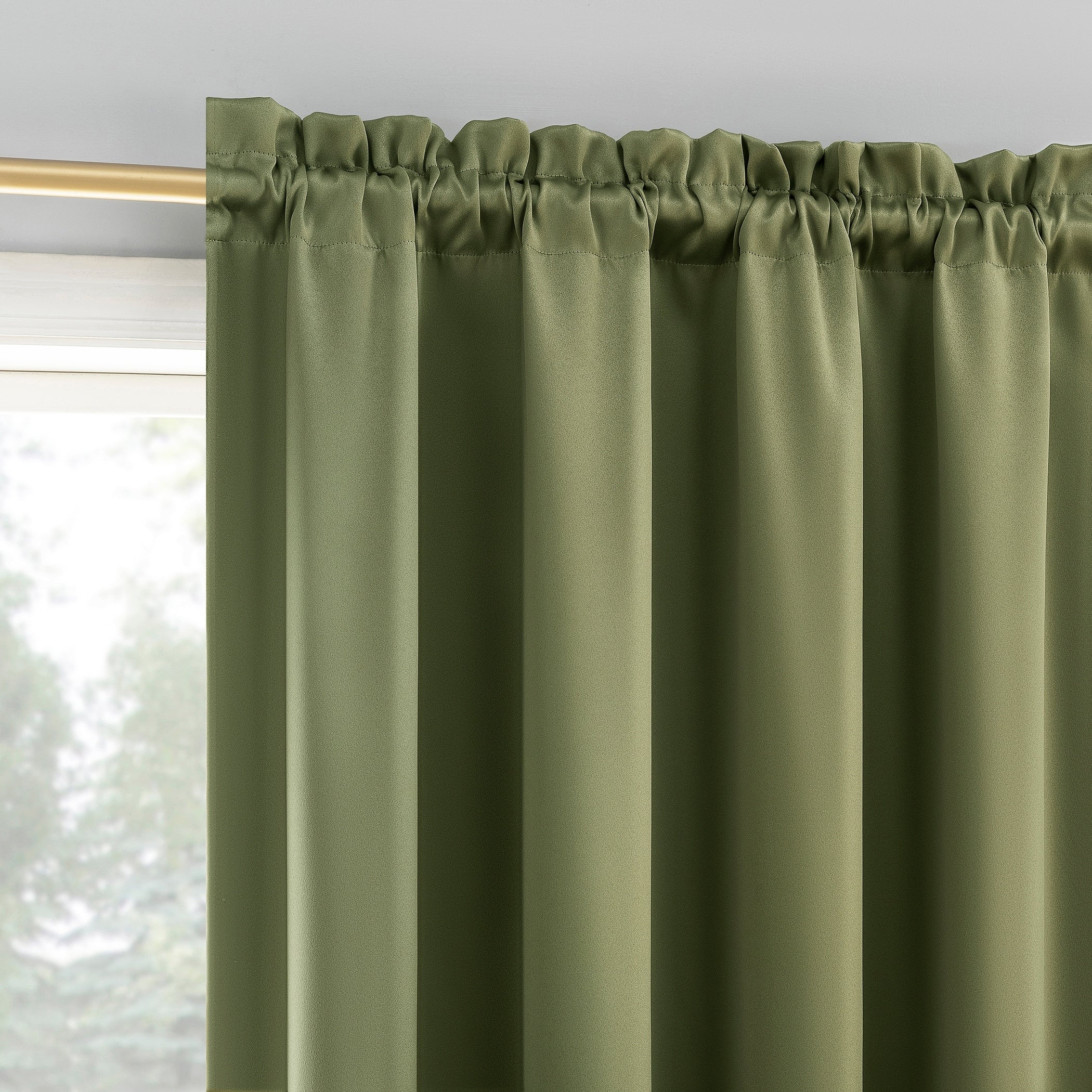 Sun Zero Oslo Theater Grade Extreme Total Blackout Rod Pocket 1-Piece Curtain Panel, Single Panel