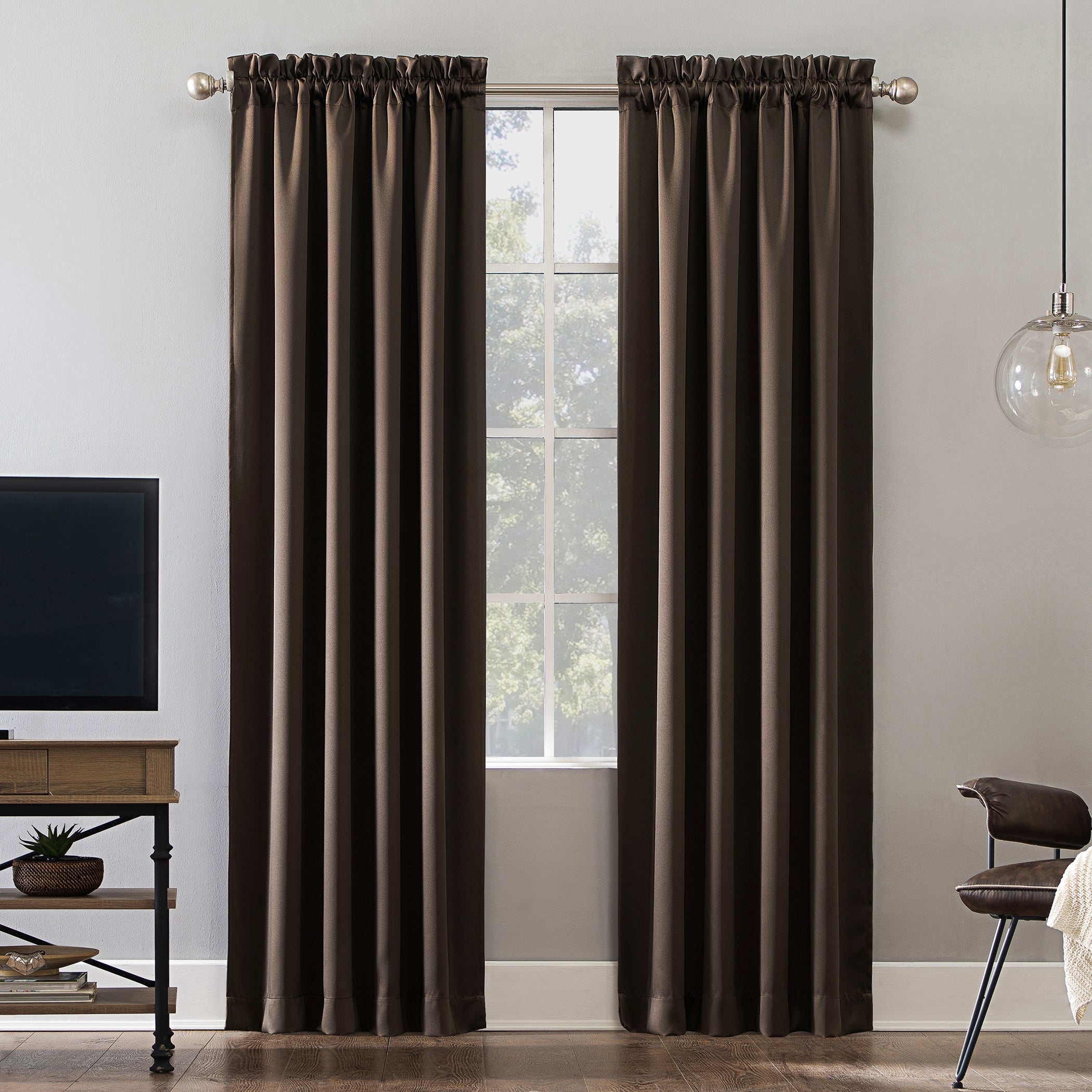 Sun Zero Oslo Theater Grade Extreme Total Blackout Rod Pocket 1-Piece Curtain Panel, Single Panel