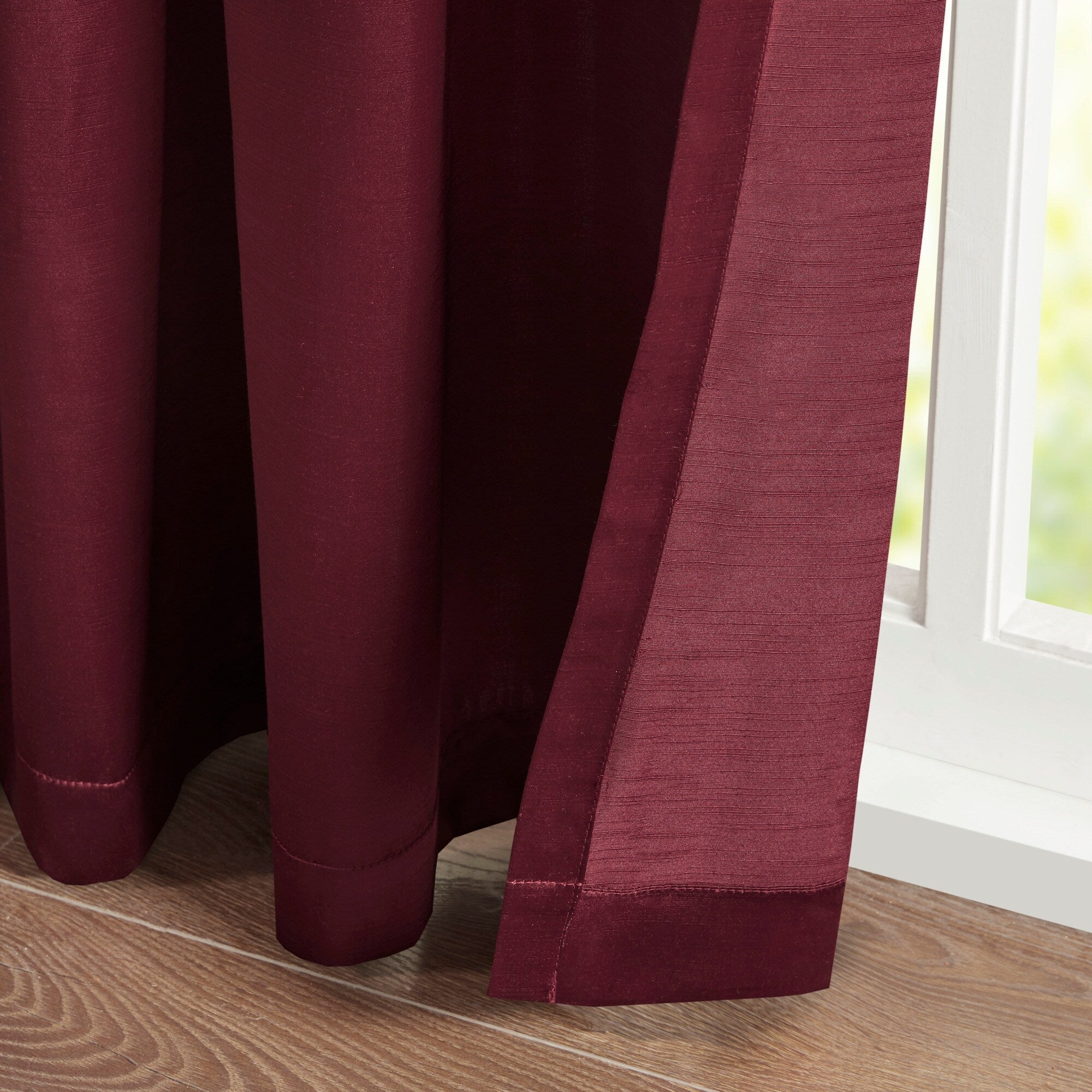 Croscill Classics Avignon Pleat Curtain Panel with Tieback (Single)