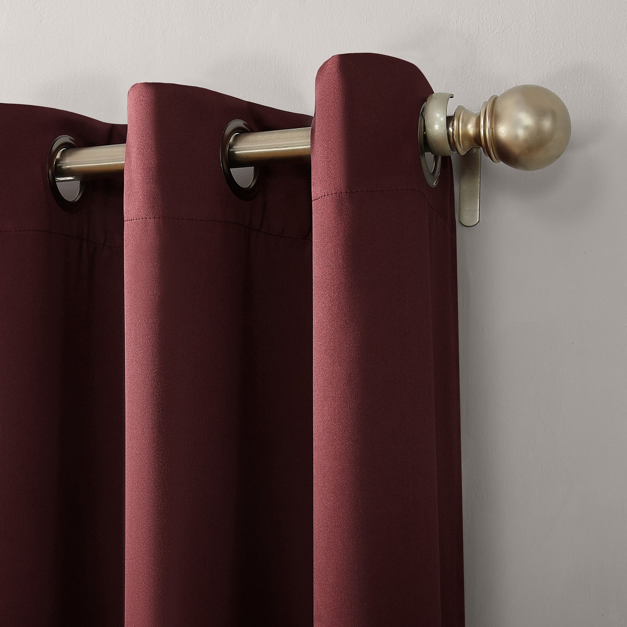 Sun Zero Oslo Theater Grade Extreme Total Blackout Grommet 1-Piece Curtain Panel, Single Panel