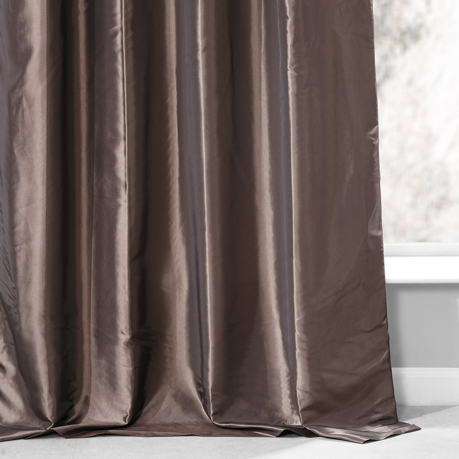 Exclusive Fabrics Single Ruched Faux Solid Taffeta Curtain (1 Panel)