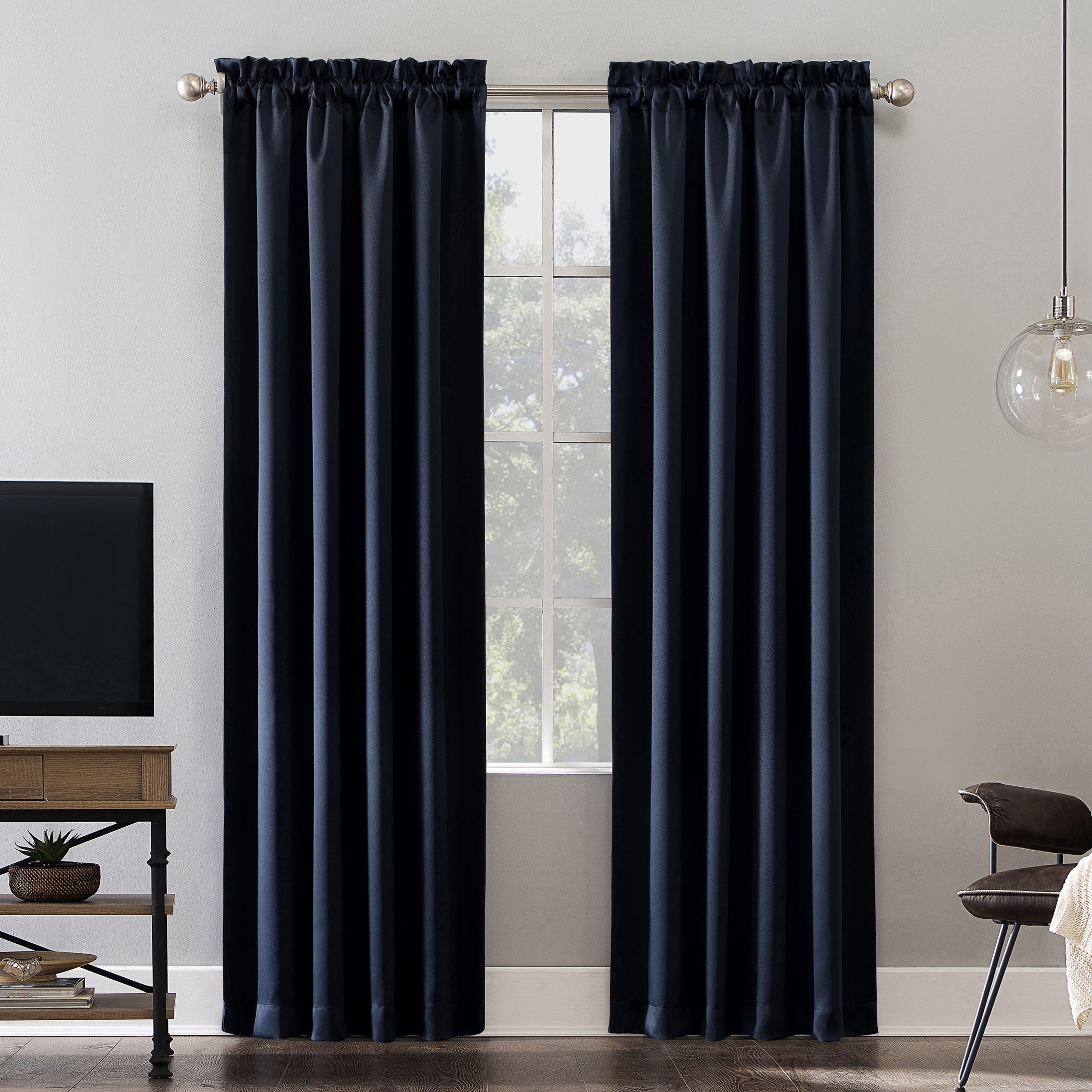 Sun Zero Oslo Theater Grade Extreme Total Blackout Rod Pocket 1-Piece Curtain Panel, Single Panel