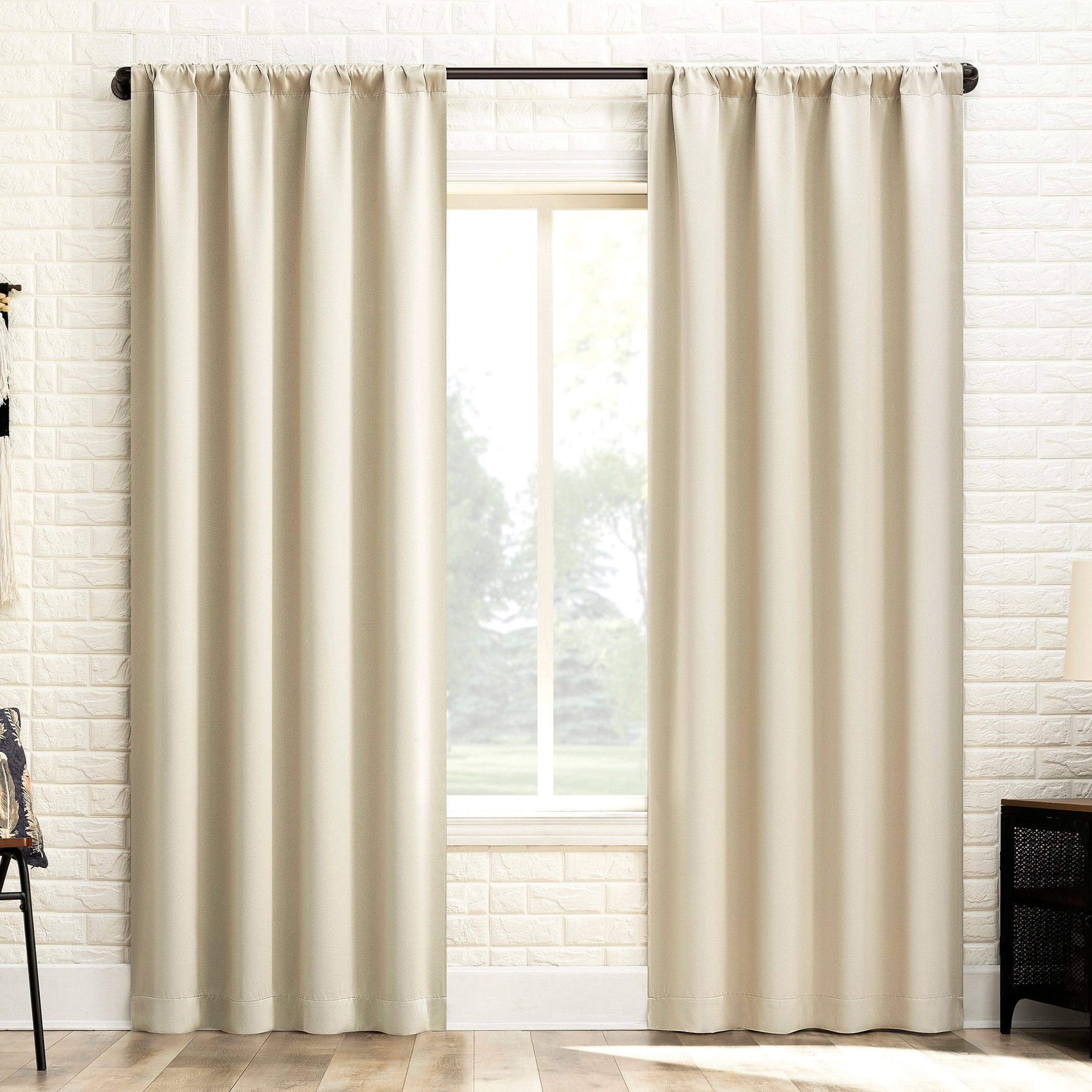 Sun Zero Bergen Theater Grade Extreme Total Blackout Rod Pocket 1-Piece Curtain Panel, Single Panel