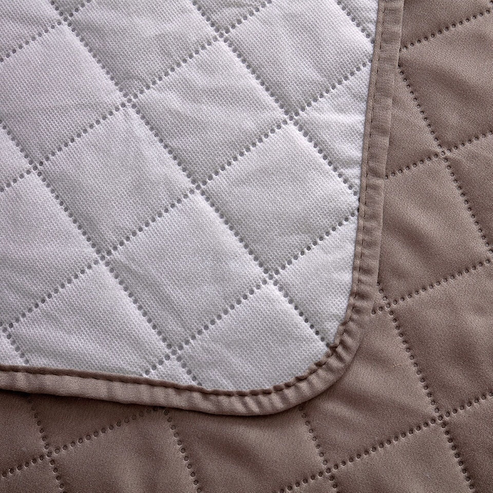 Waterproof Quilted Sofa Cover for Pet Protection