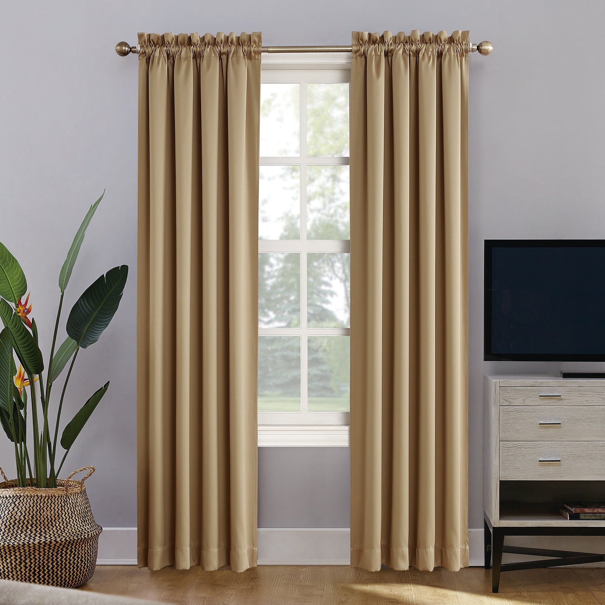 Sun Zero Oslo Theater Grade Extreme Total Blackout Rod Pocket 1-Piece Curtain Panel, Single Panel