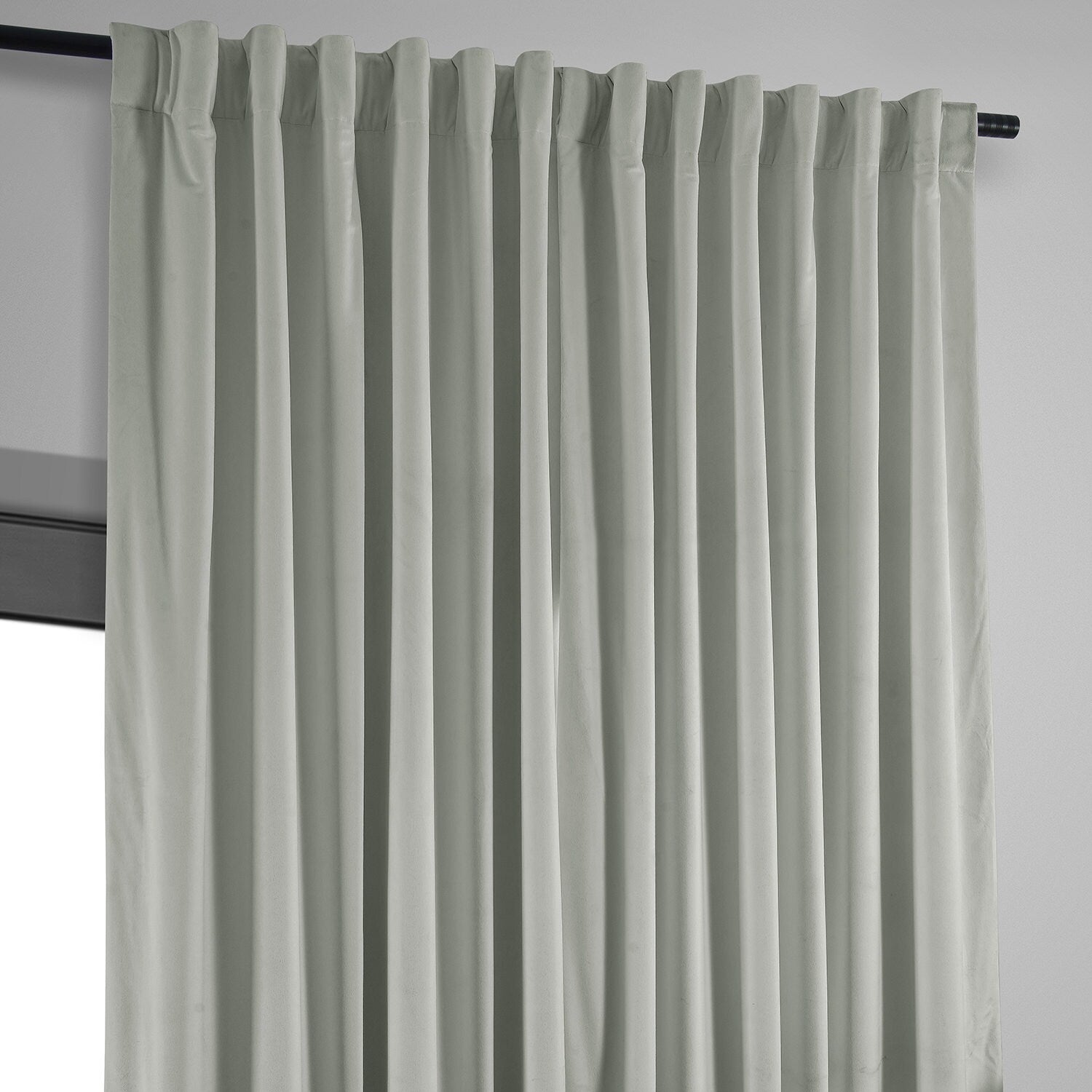 Exclusive Fabrics Signature Extra Wide Blackout Velvet Curtains (1 Panel) - Luxurious Blackout Drapes