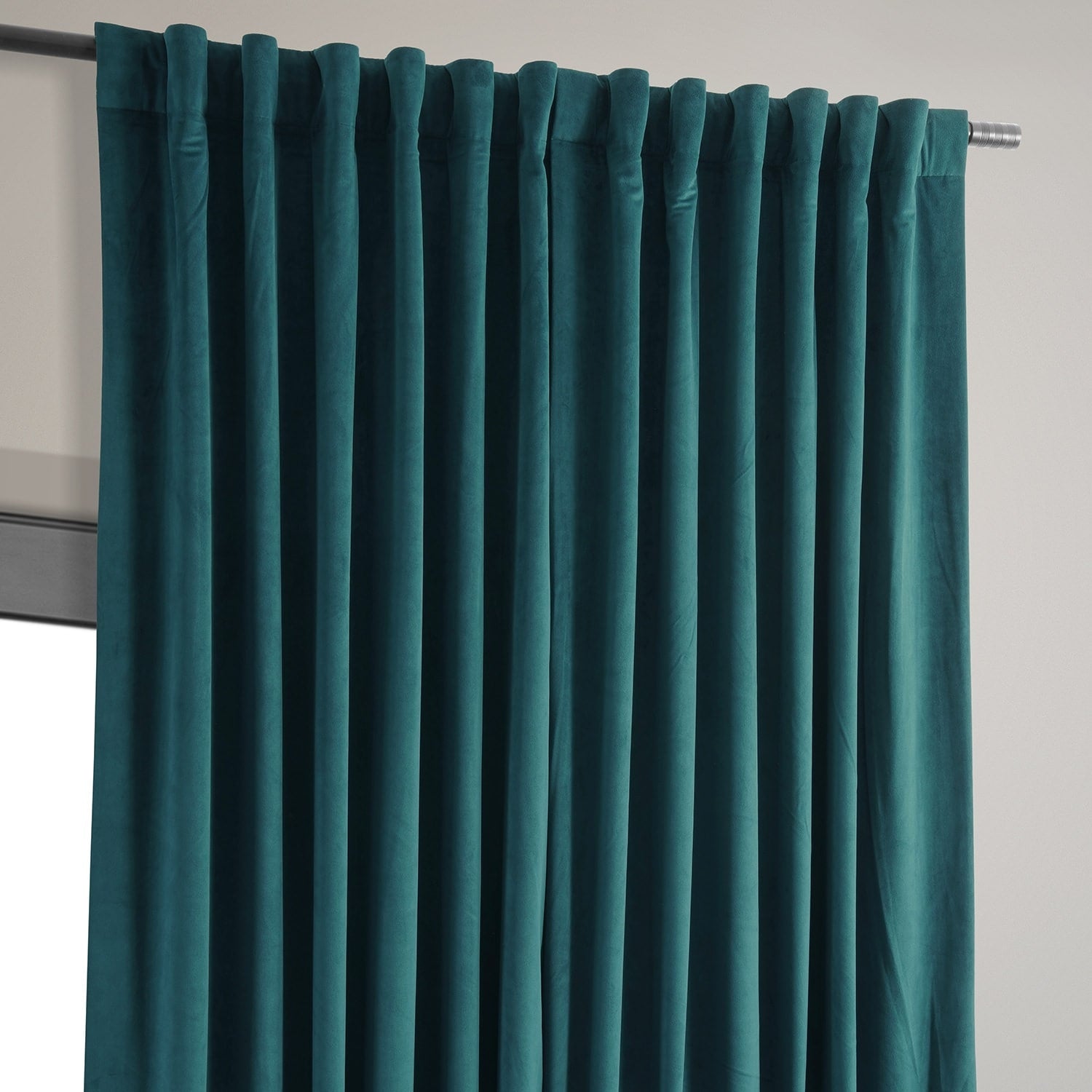 Exclusive Fabrics Signature Extra Wide Blackout Velvet Curtains (1 Panel) - Luxurious Blackout Drapes