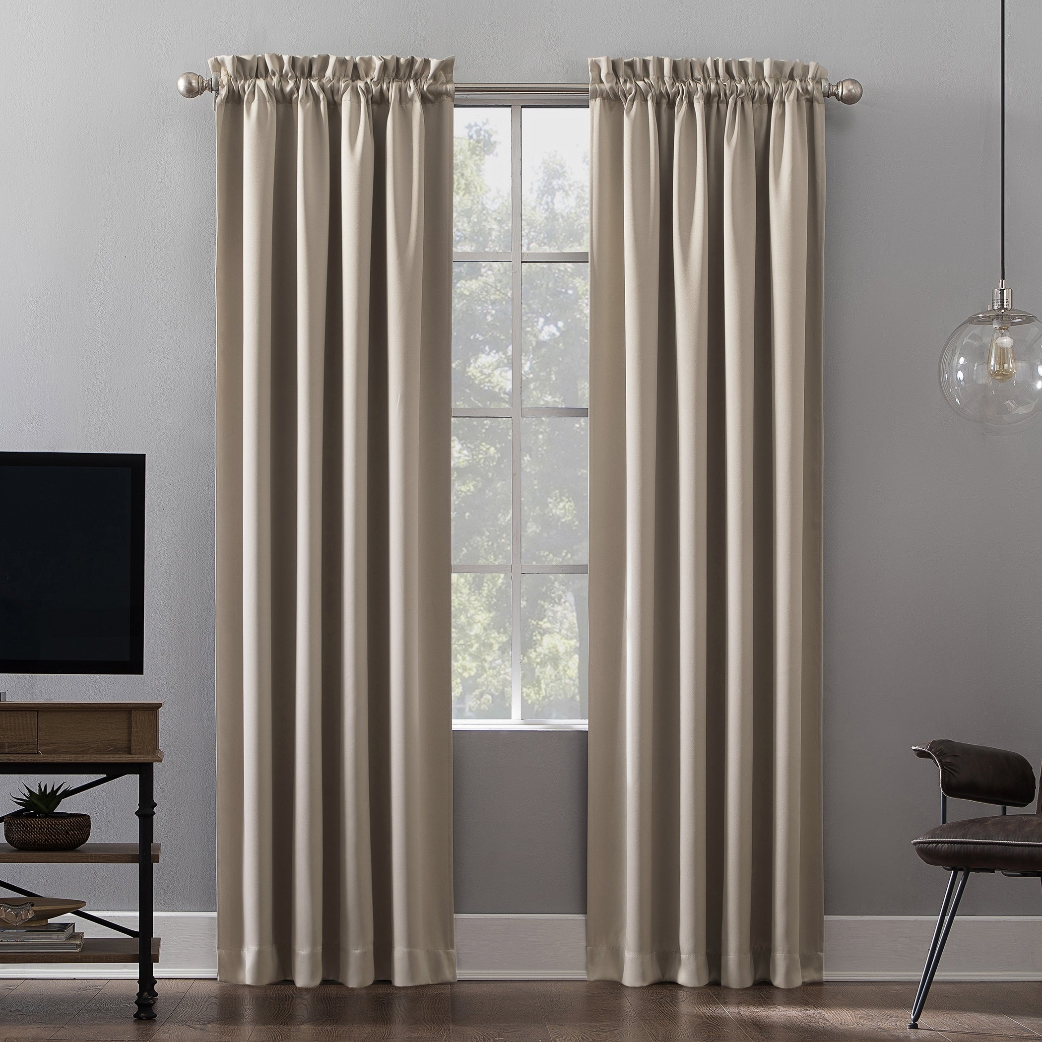 Sun Zero Oslo Theater Grade Extreme Total Blackout Rod Pocket 1-Piece Curtain Panel, Single Panel