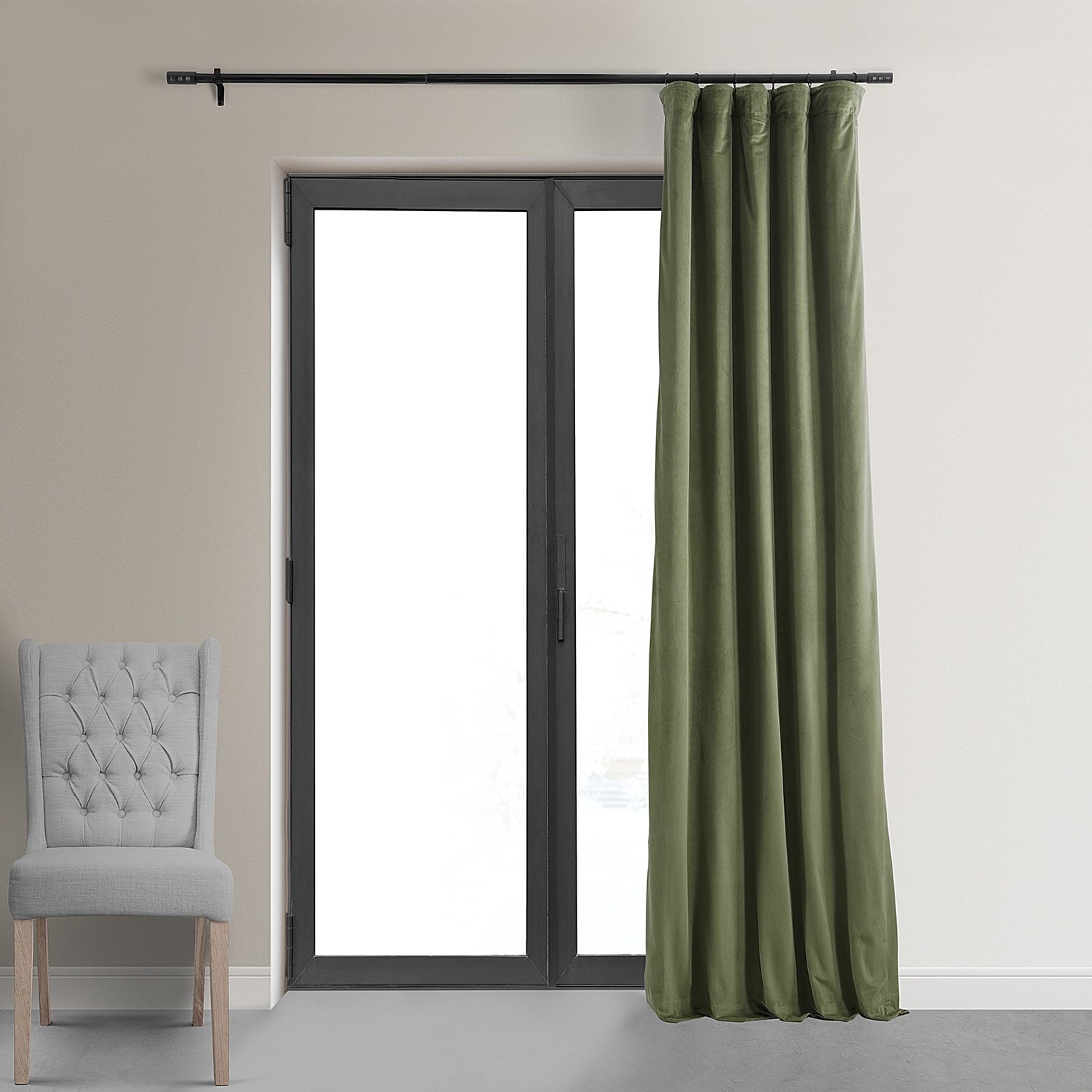 Exclusive Fabrics Signature Hunter Green Velvet Blackout Curtain (1 Panel)