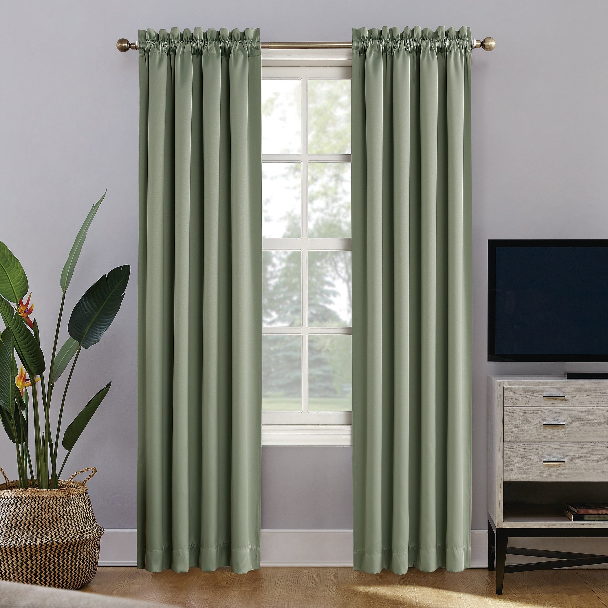 Sun Zero Oslo Theater Grade Extreme Total Blackout Rod Pocket 1-Piece Curtain Panel, Single Panel