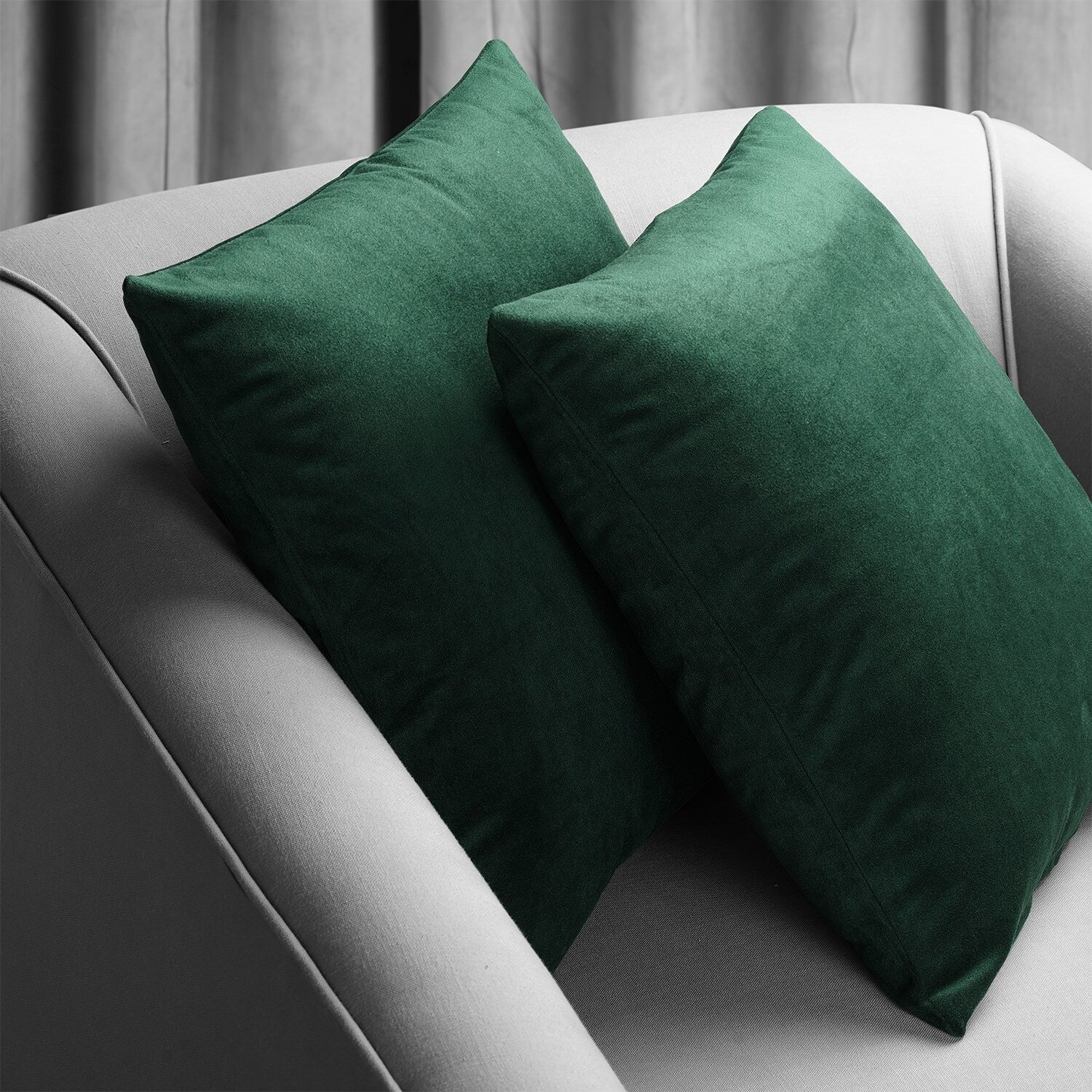 Exclusive Fabrics Signature Velvet Cushion Cover (Set of 2)