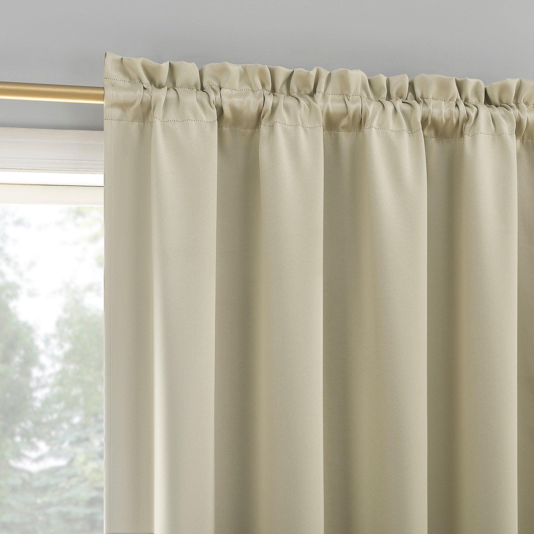 Sun Zero Oslo Theater Grade Extreme Total Blackout Rod Pocket 1-Piece Curtain Panel, Single Panel