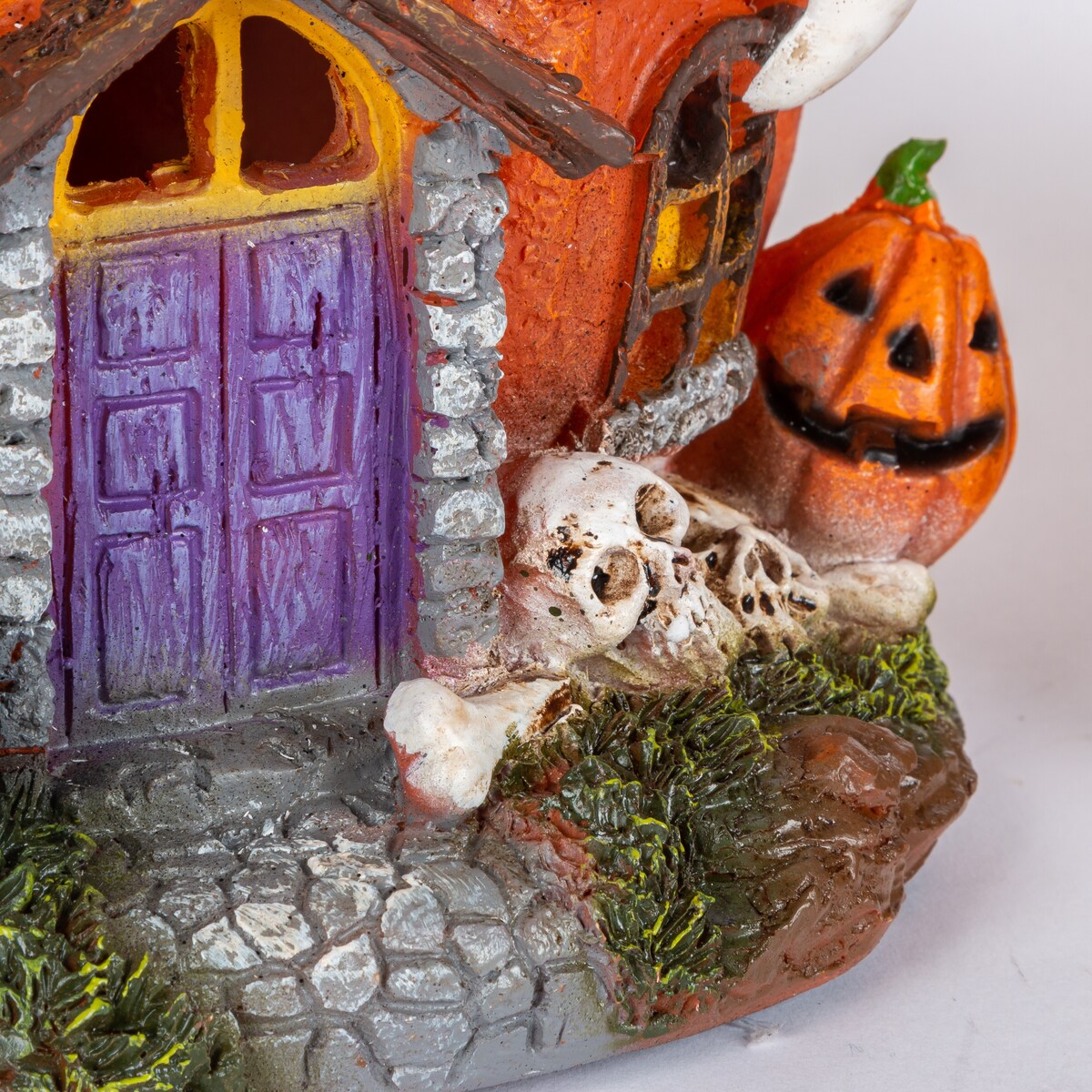 8.4 Inches Battery Operated Lighted Halloween Pumpkin Houses Set of 2