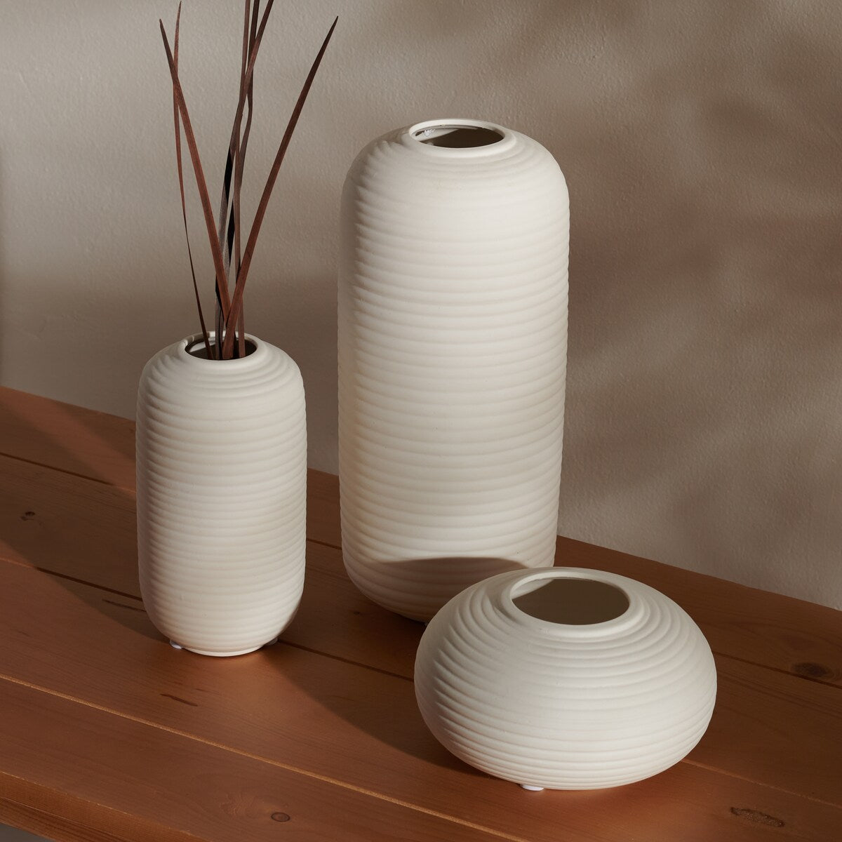 SAFAVIEH Home Sora Ceramic Vase [SET of 3] - 6Wx6Dx10H