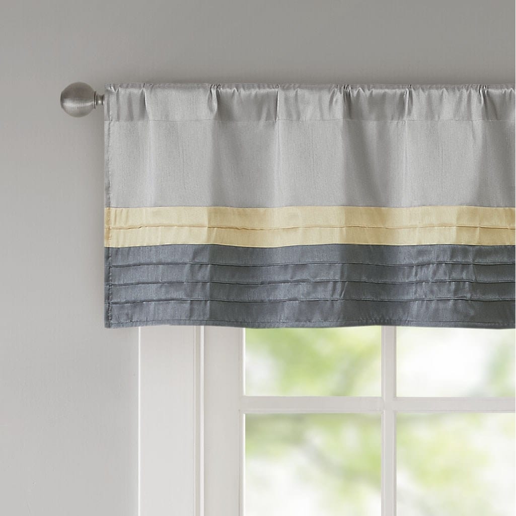 Gracie Mills Nixon Polyoni Pintuck Rod Pocket Window Valance