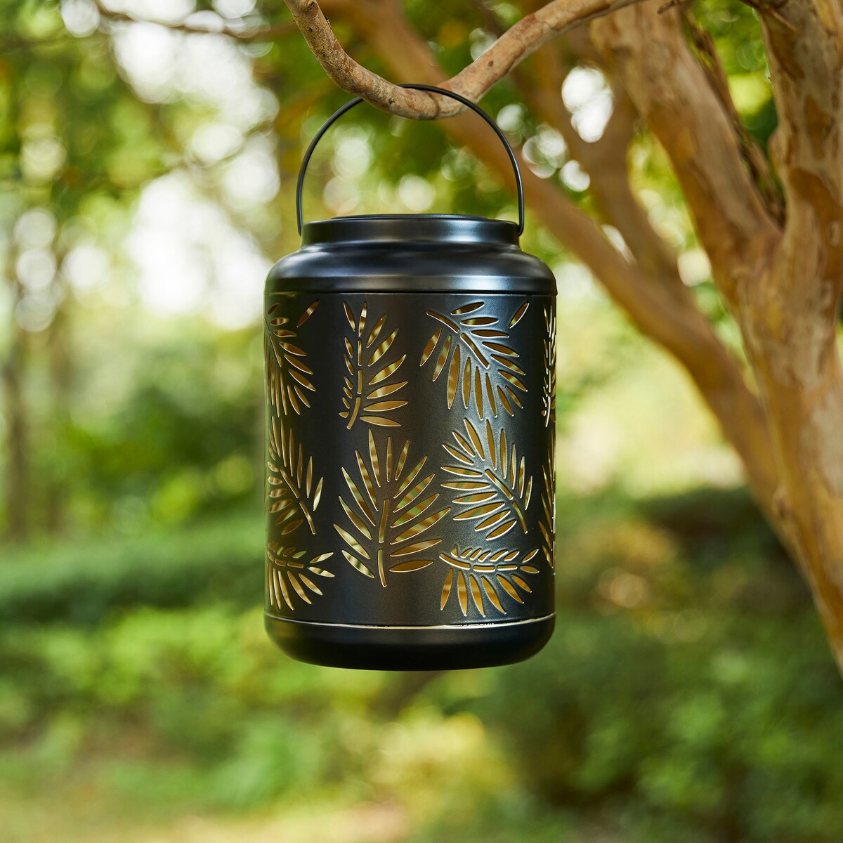 Glitzhome Modern Metal Outdoor Hanging Lantern with Solar Lights