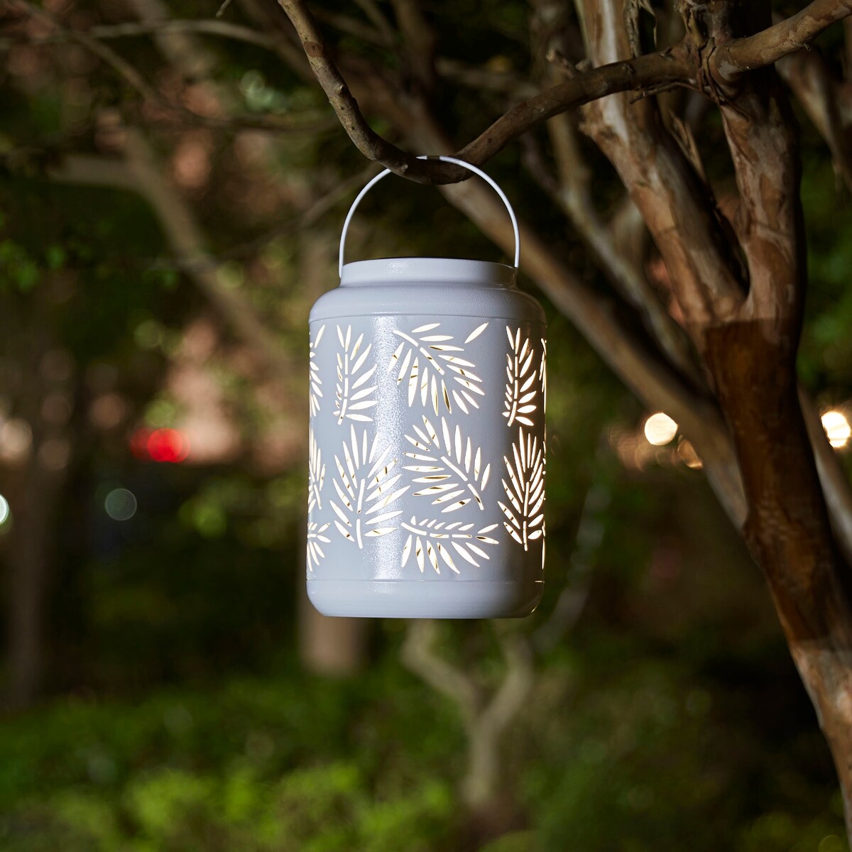 Glitzhome Modern Metal Outdoor Hanging Lantern with Solar Lights