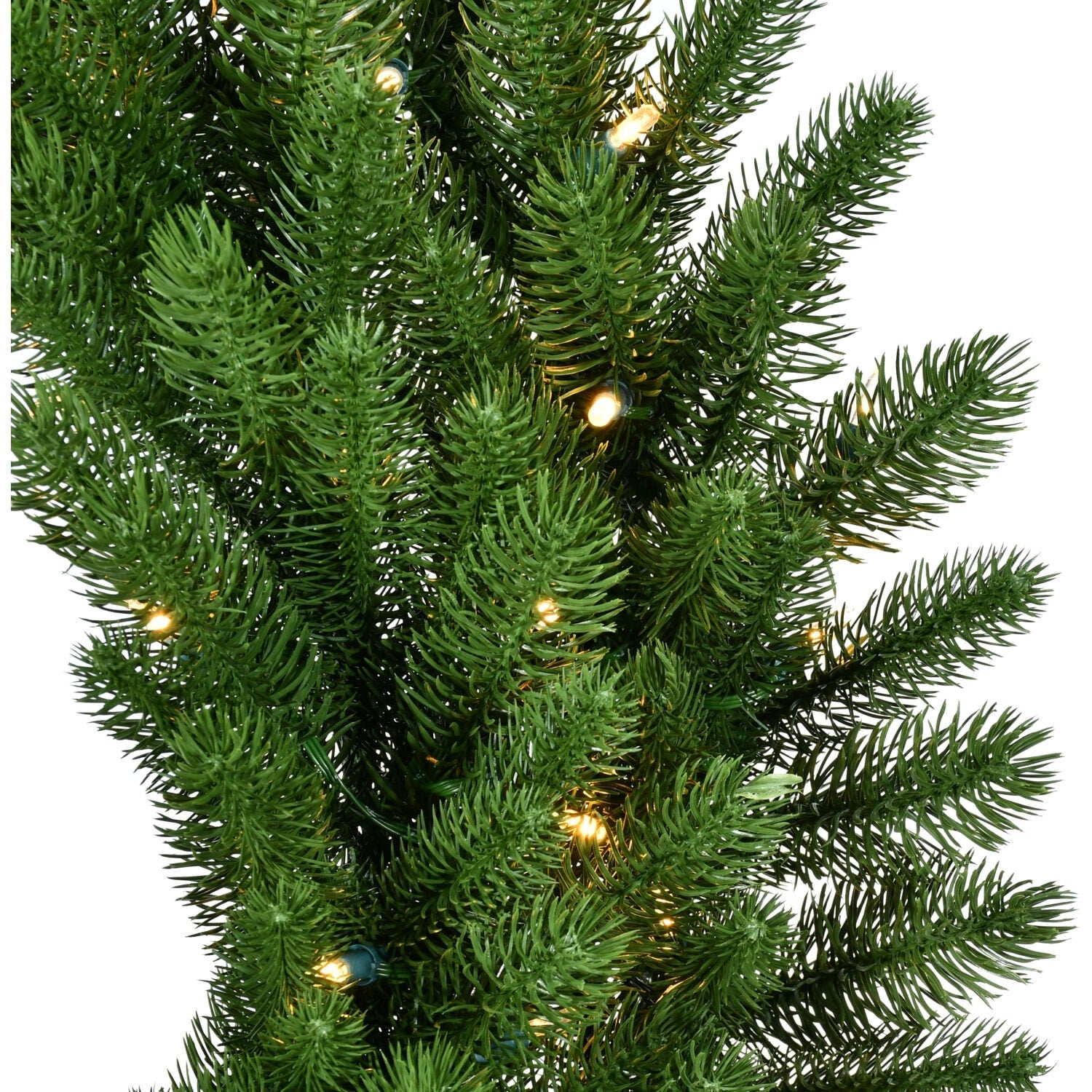 Fraser Hill Farm 36-In. Green Fir Wreath with Warm White LED Lights