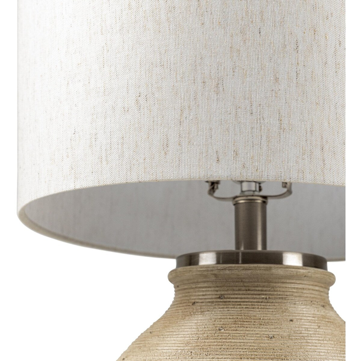 Livabliss Brillo Traditional Accent Table Lamp