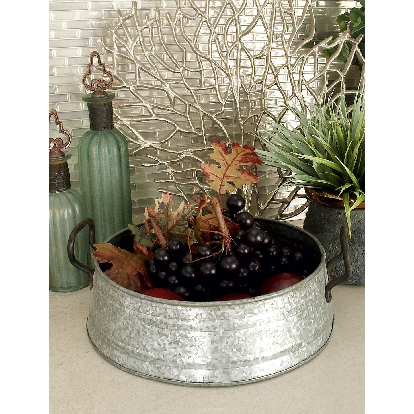 Grey Iron Farmhouse Tray (Set of 3) - 16 x 18 x 5