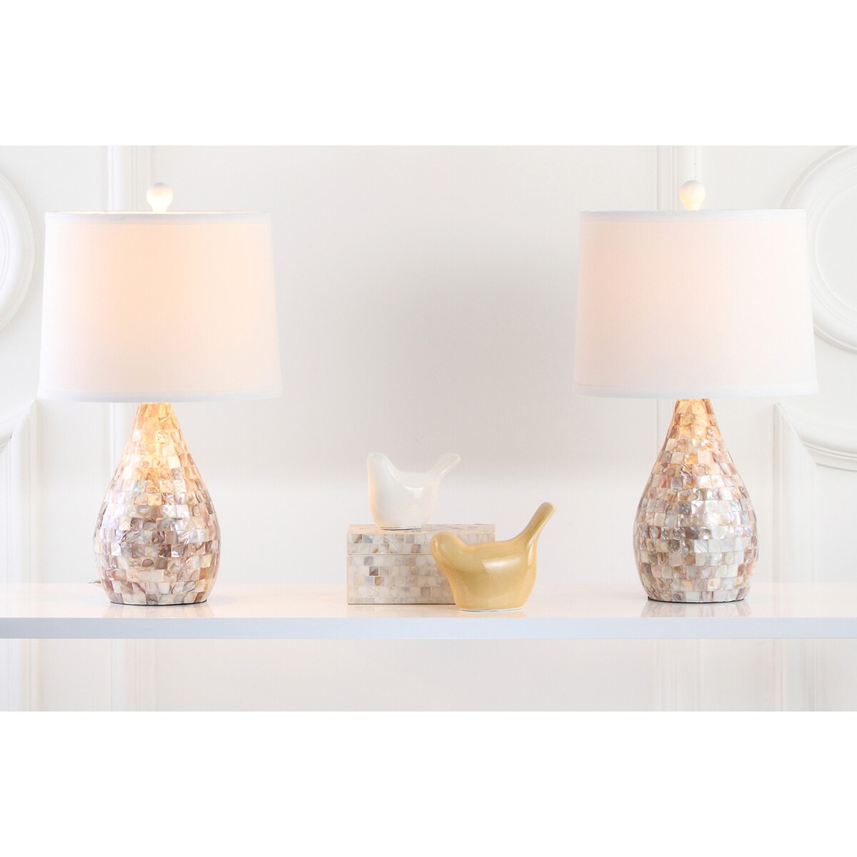 SAFAVIEH Lighting Christal 21-inch Mother Of Pearl Table Lamp (Set of 2) - 12x12x20.5 - 12Wx12Dx21H