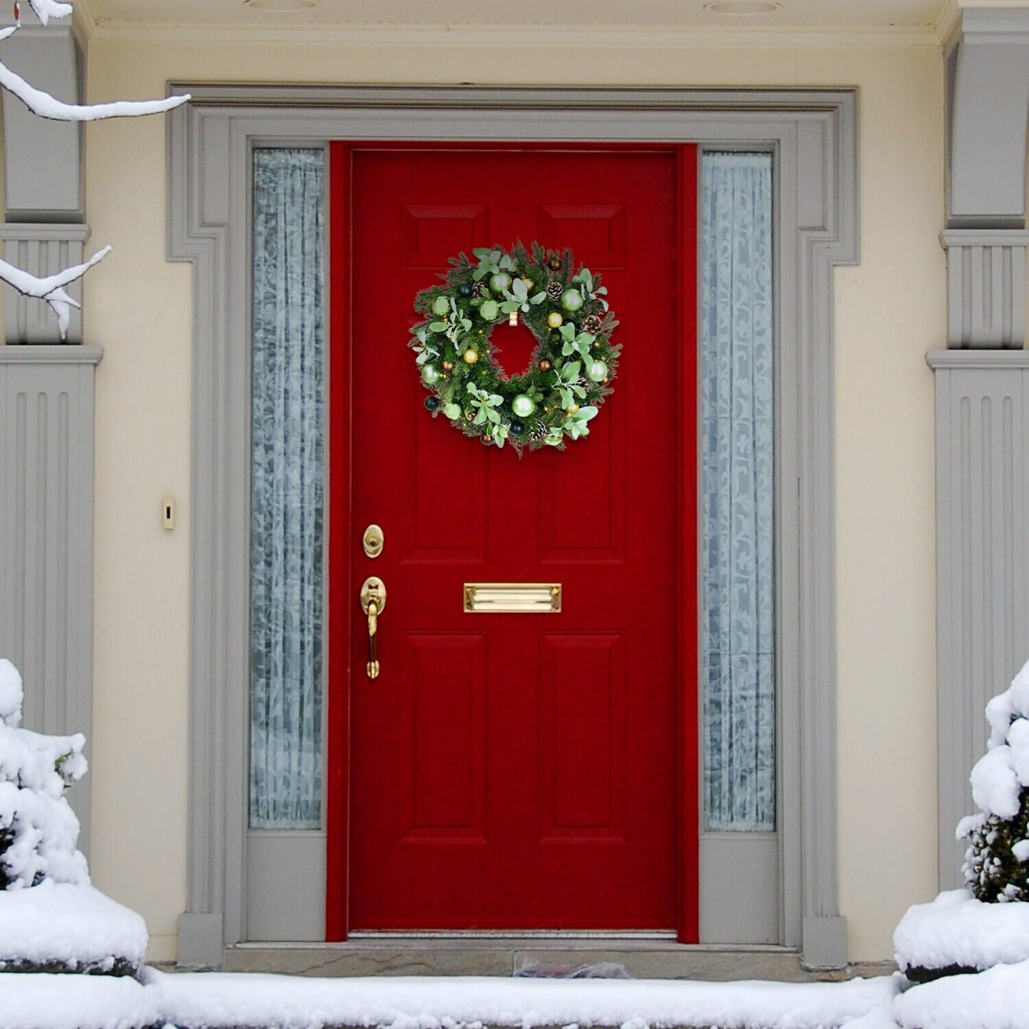 Fraser Hill Farm 24-In. Prelit Wreath with Pinecones and Metal Ornaments - Multi - 24 in.